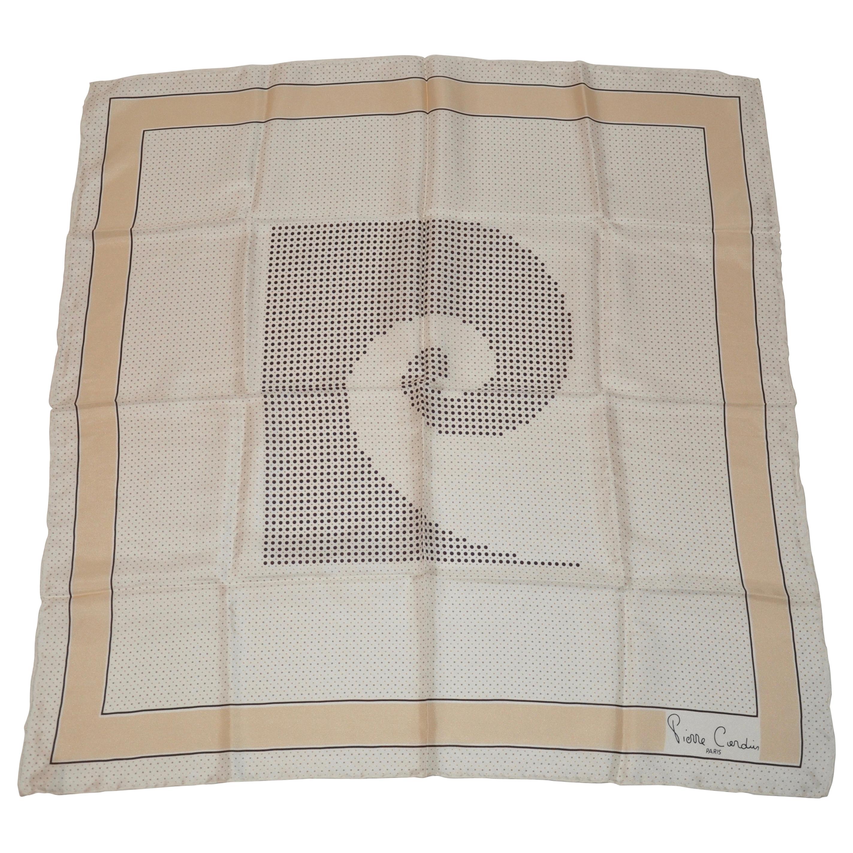 Pierre Cardin Rare et merveilleuse écharpe en soie avec logo et signature