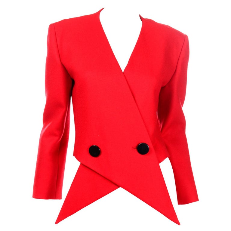 Pierre Cardin Rote Vintage Avantgarde-Jacke im Angebot bei 1stDibs