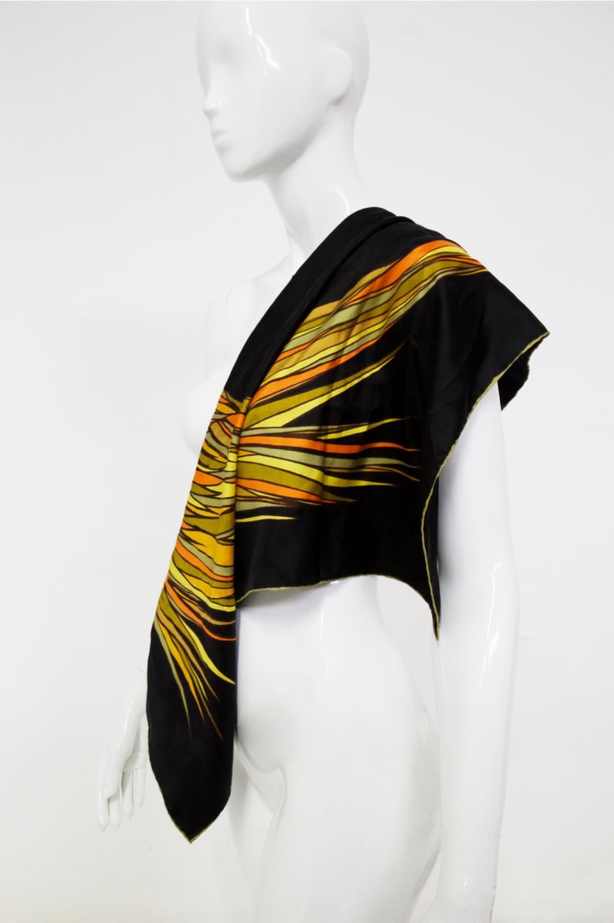 Pierre Cardin Silk Satin Foulard In Excellent Condition For Sale In Milano, IT