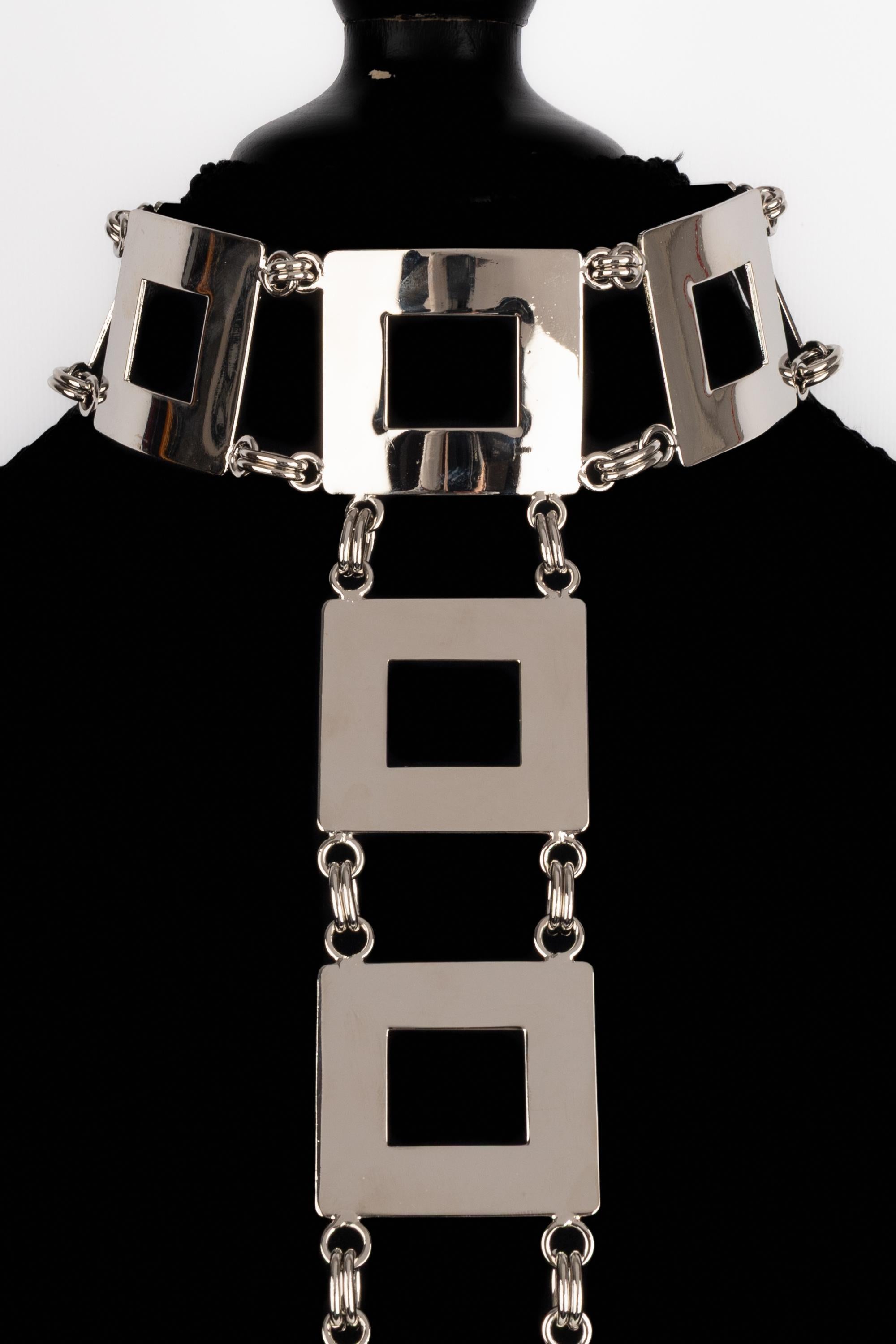 Women's Pierre Cardin silvery necklace For Sale
