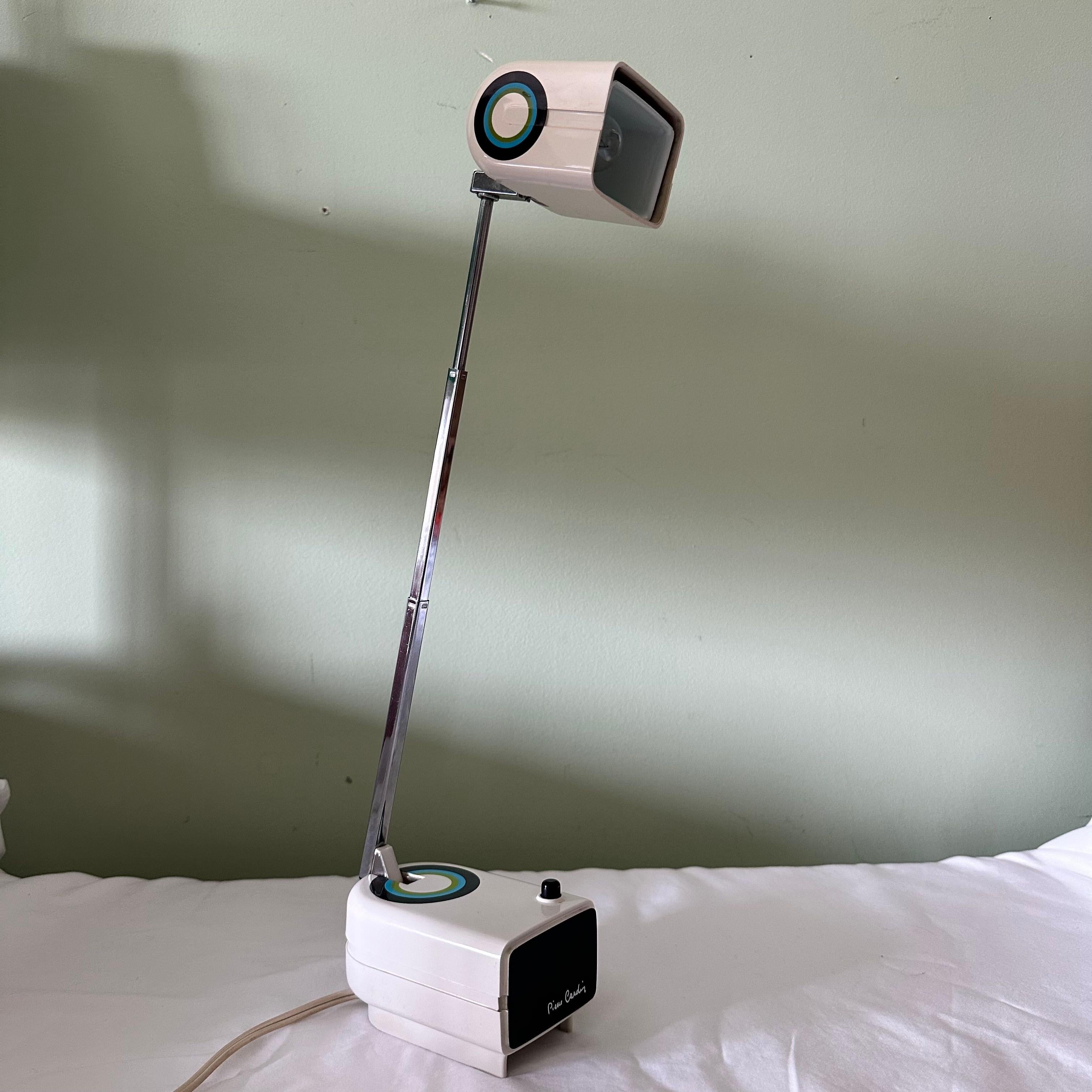 Pierre Cardin Space Age Telescopic Table Lamp in White, Blue, Green & Black In Good Condition For Sale In Amityville, NY