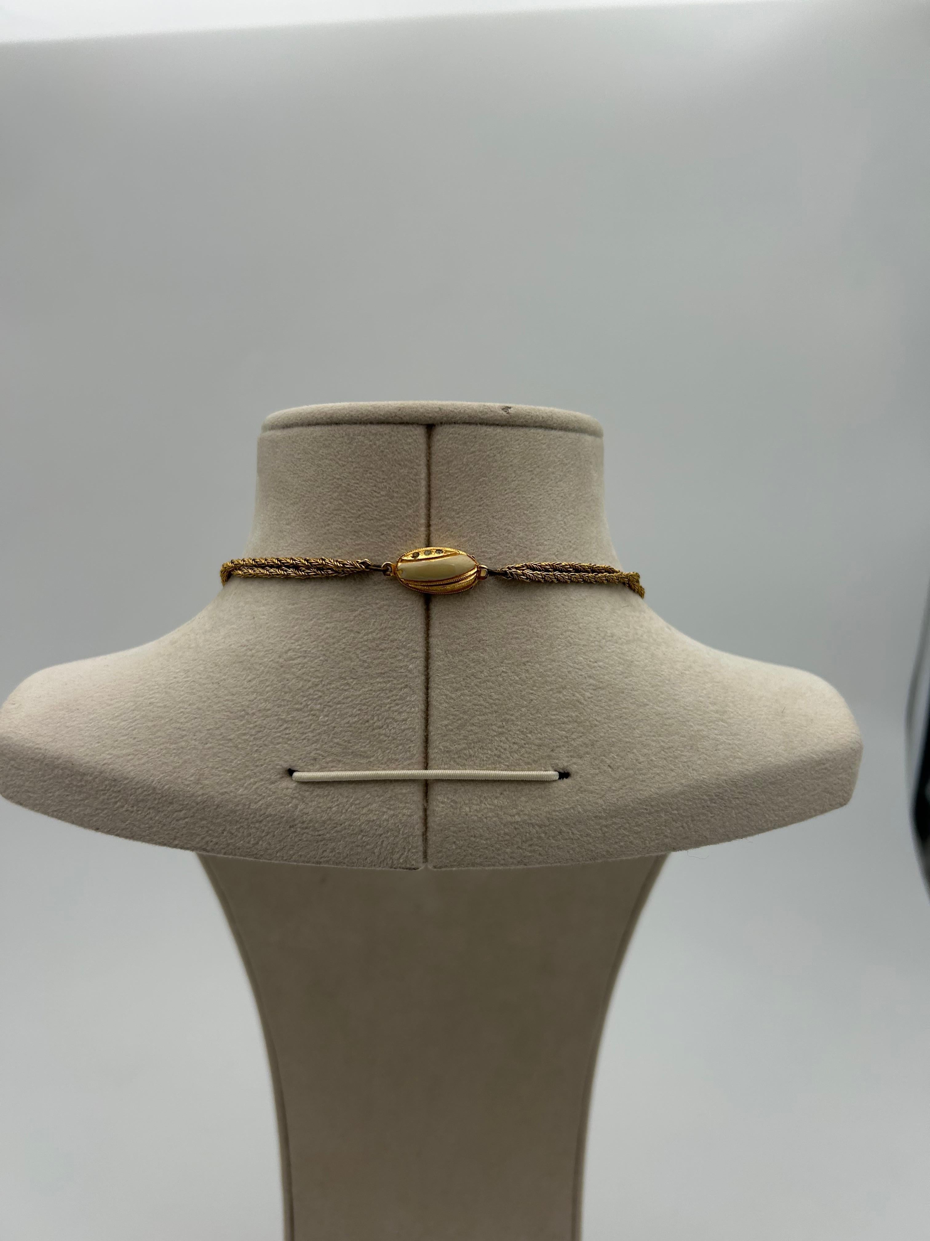 Pierre Cardin Statement Gold Toned Necklace für Damen oder Herren im Angebot