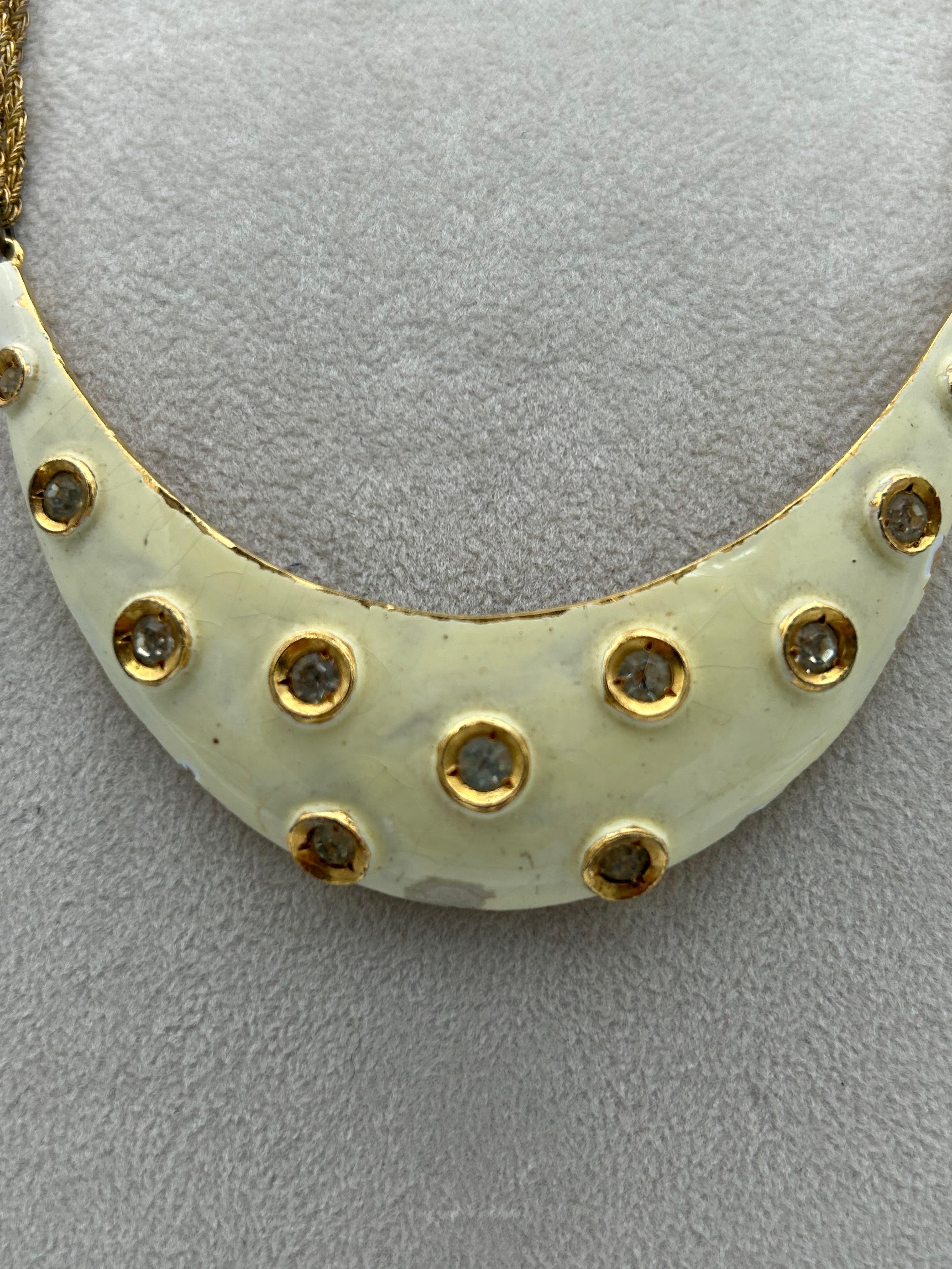 Pierre Cardin Statement Moon Necklace im Zustand „Relativ gut“ im Angebot in Palm Beach, FL