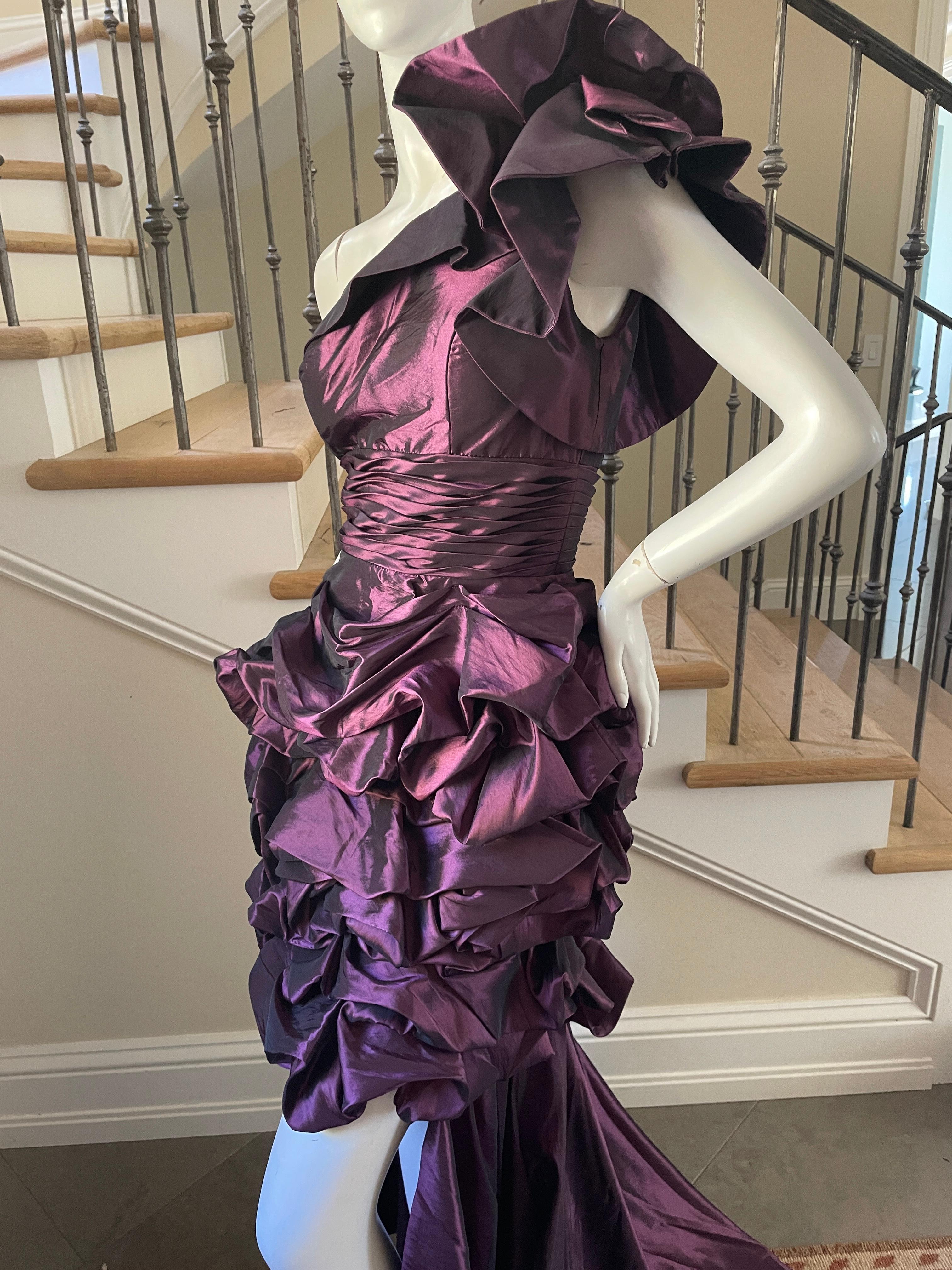 Pierre Cardin Vintage 80's One Shoulder Pouf Kleid mit abnehmbarer Schleppe im Zustand „Hervorragend“ in Cloverdale, CA