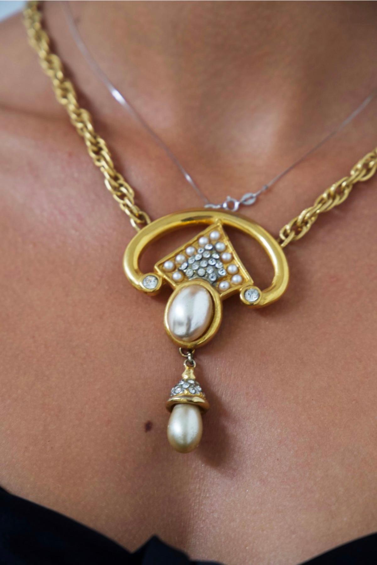 pierre cardin pearl necklace