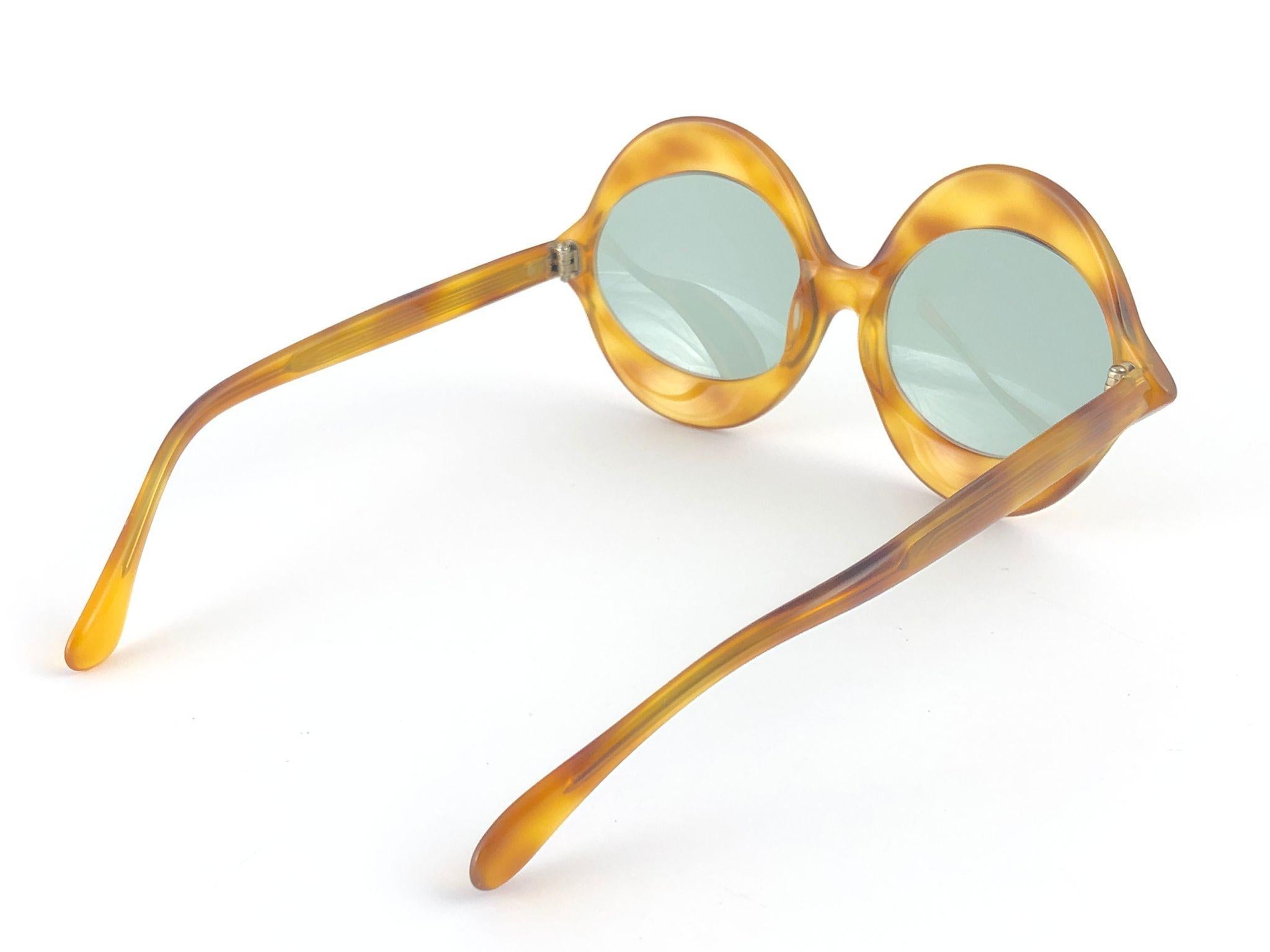 Pierre Cardin: Kiss Medium C18 Vintage-Sonnenbrille, 1960er Jahre  im Angebot 7