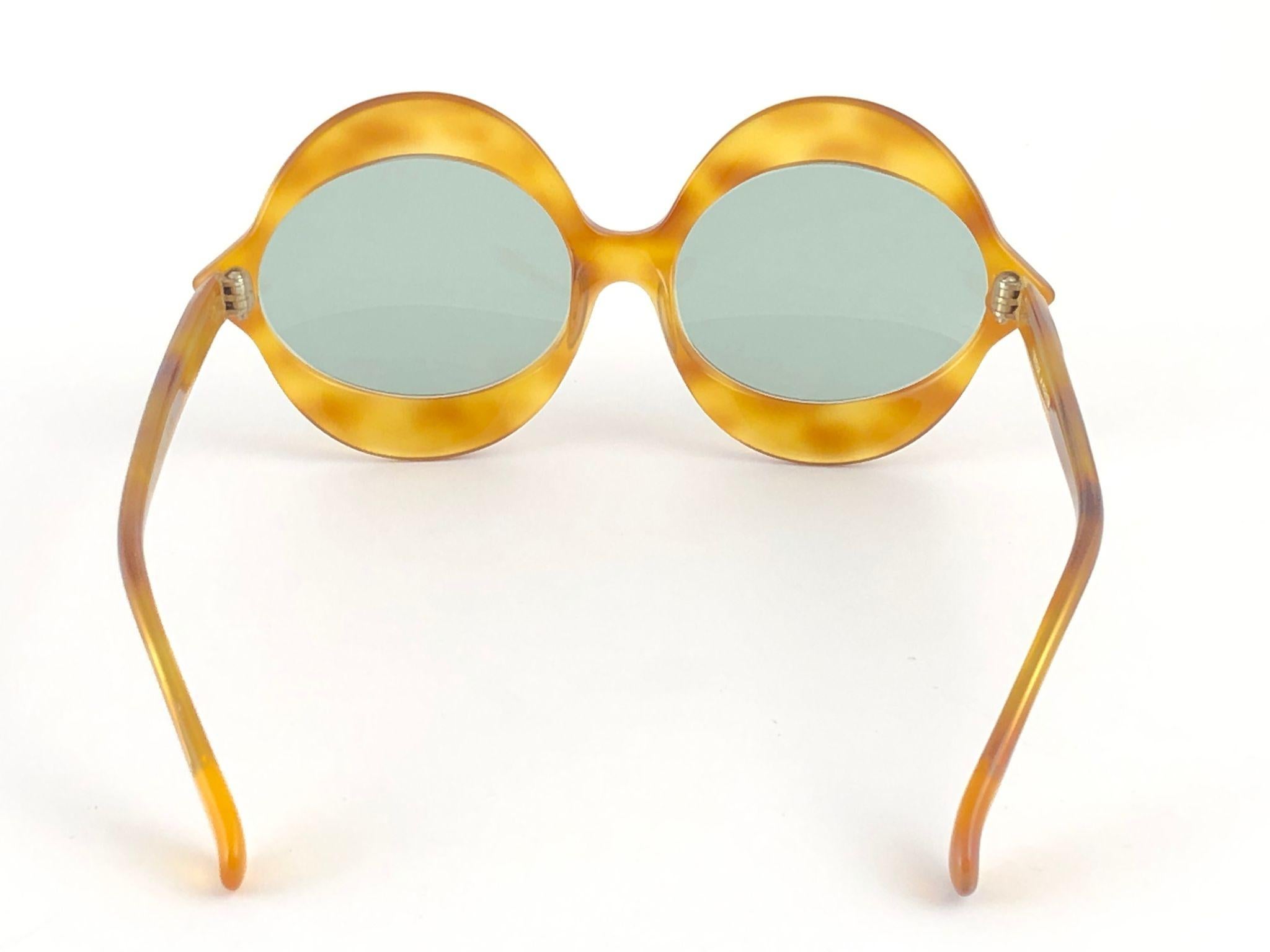 Pierre Cardin: Kiss Medium C18 Vintage-Sonnenbrille, 1960er Jahre  im Angebot 4