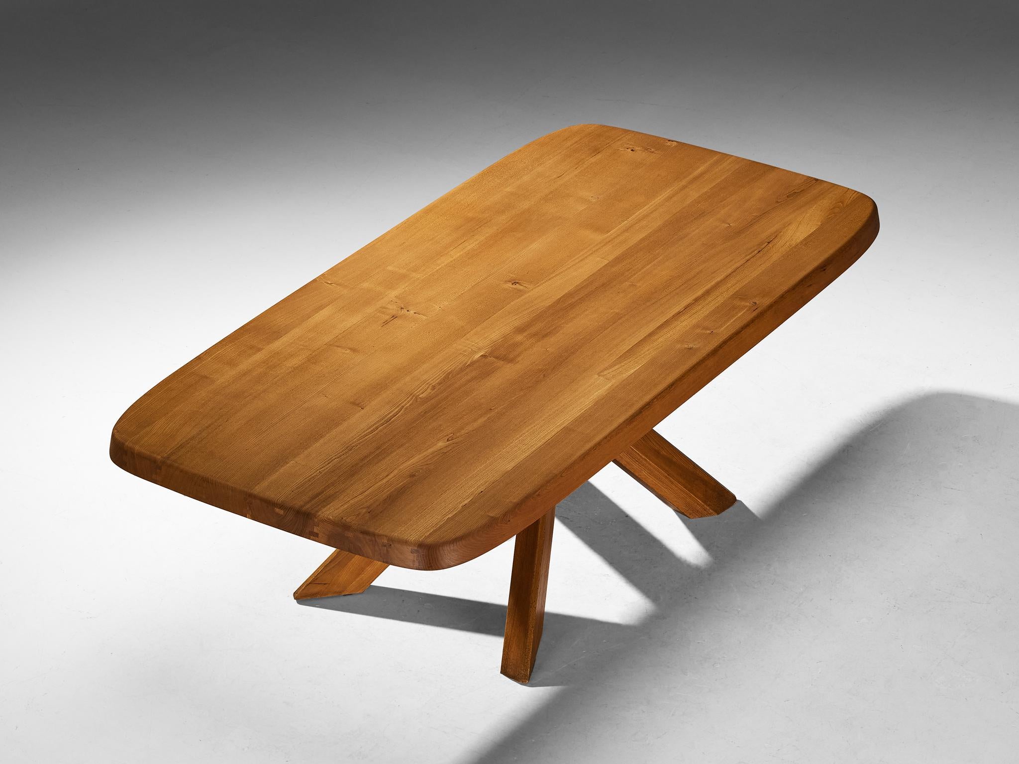 Pierre Chapo 'Aban' Dining Table Model T35D in Solid Elm In Good Condition For Sale In Waalwijk, NL