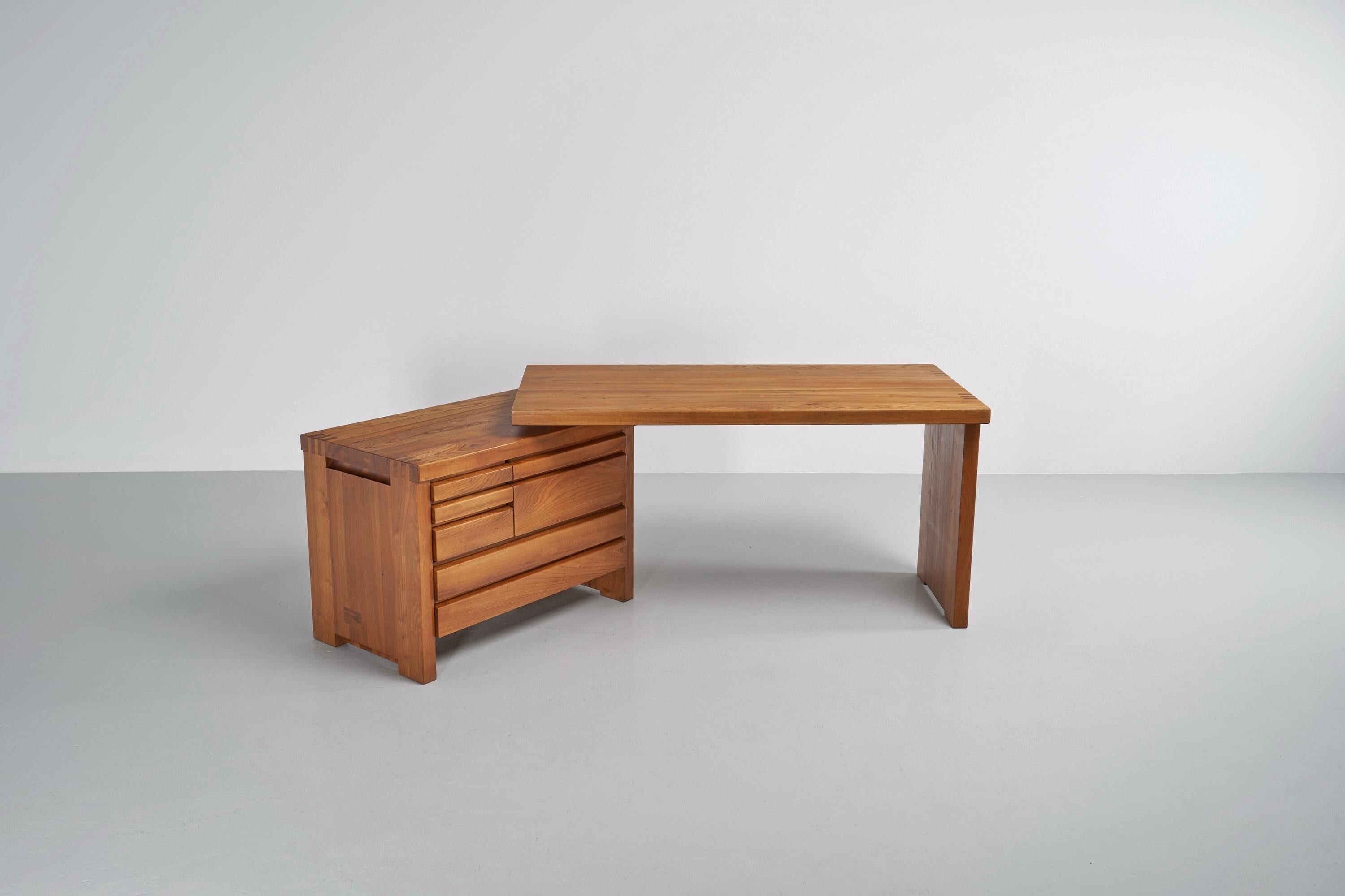 Striking model B19 desk designed by Pierre Chapo and manufactured in his own atelier in Gordes, France 1960. This executive desk is one of the most versatile designs by Chapo. Although its beauty lies in the simplicity of the design, it has