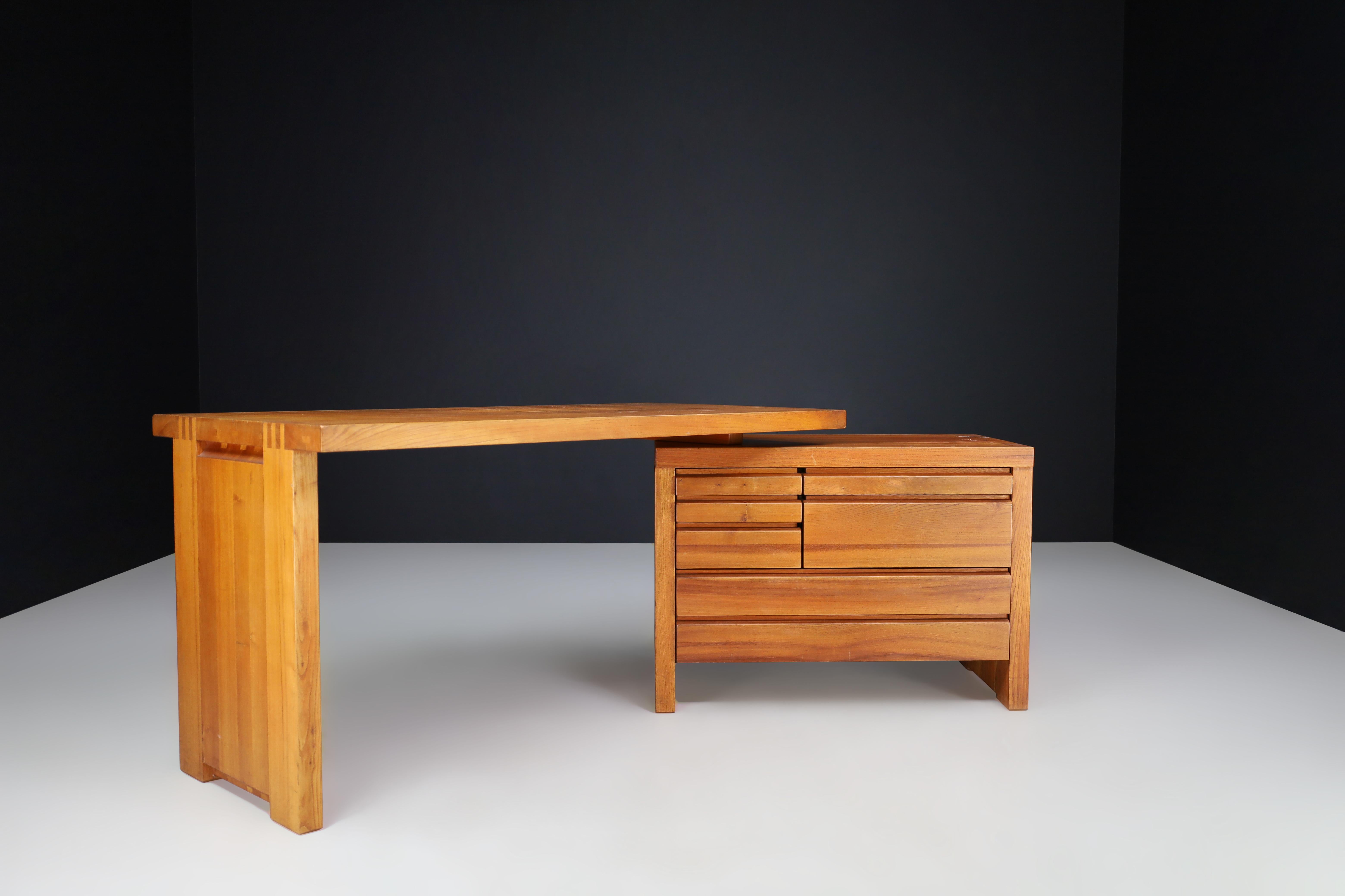 Pierre Chapo B19 Writing Desk in Patinated Solid Elm, France 1960s In Good Condition In Almelo, NL