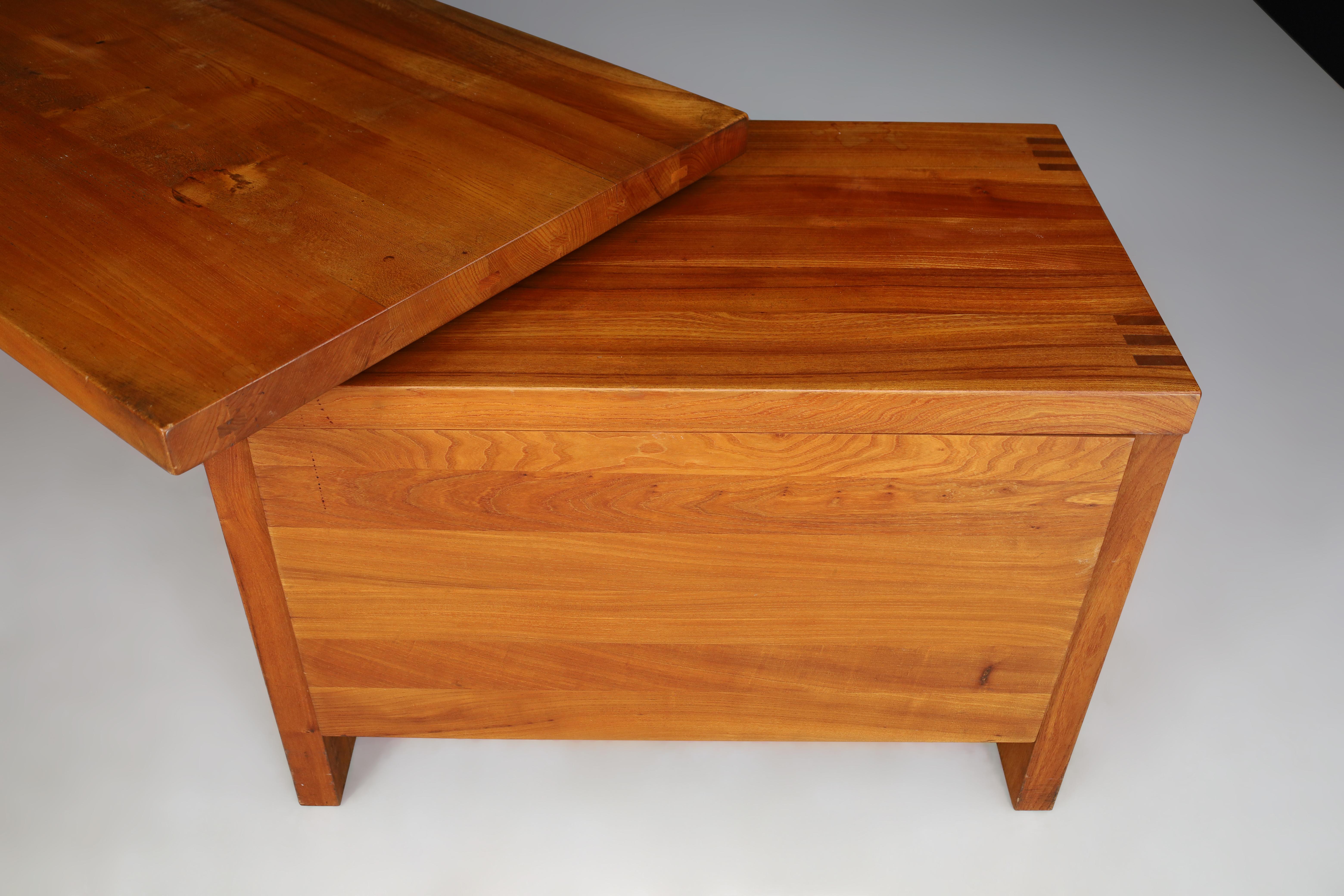 20th Century Pierre Chapo B19 Writing Desk in Patinated Solid Elm, France, 1960s For Sale