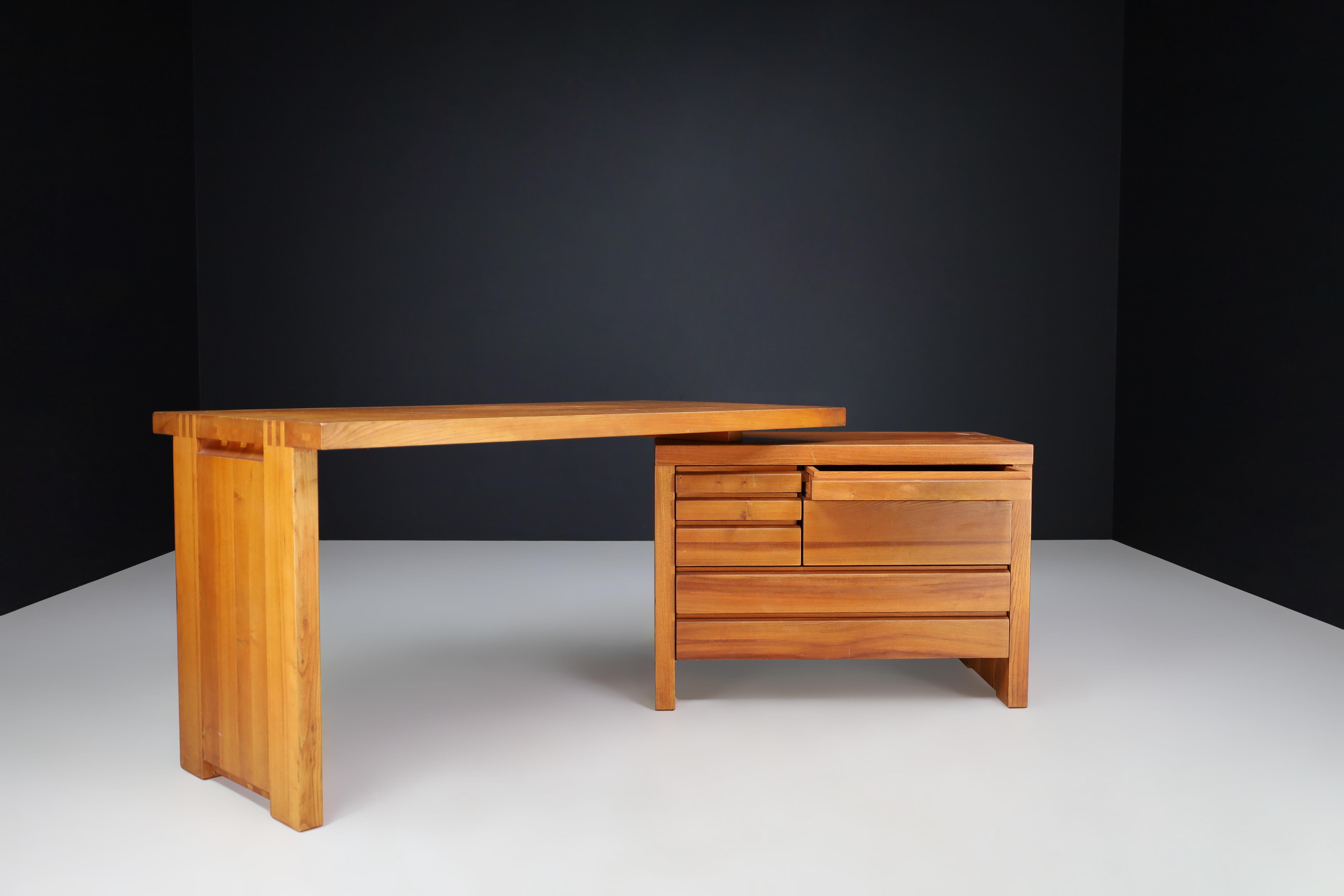 Pierre Chapo B19 Writing Desk in Patinated Solid Elm, France, 1960s For Sale 2