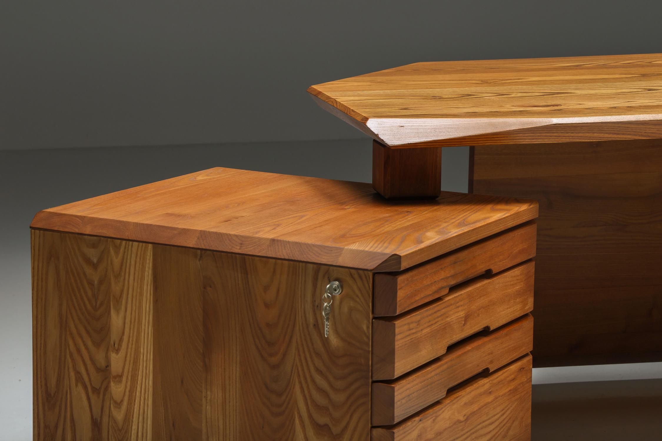 B40 Desk in Solid Elm by Pierre Chapo, France, 1960s For Sale 4