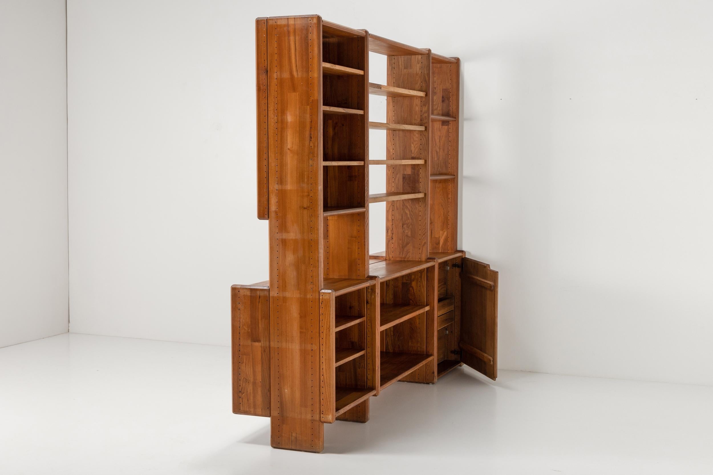 Pierre Chapo Book Case in Solid Elm, Shelves, French, Mid-Century Modern, 1970's 4