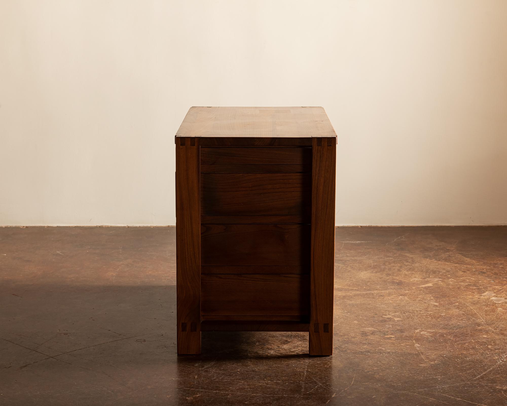 French Pierre Chapo Bureau with Four Drawers in Solid Elm, France, 1970