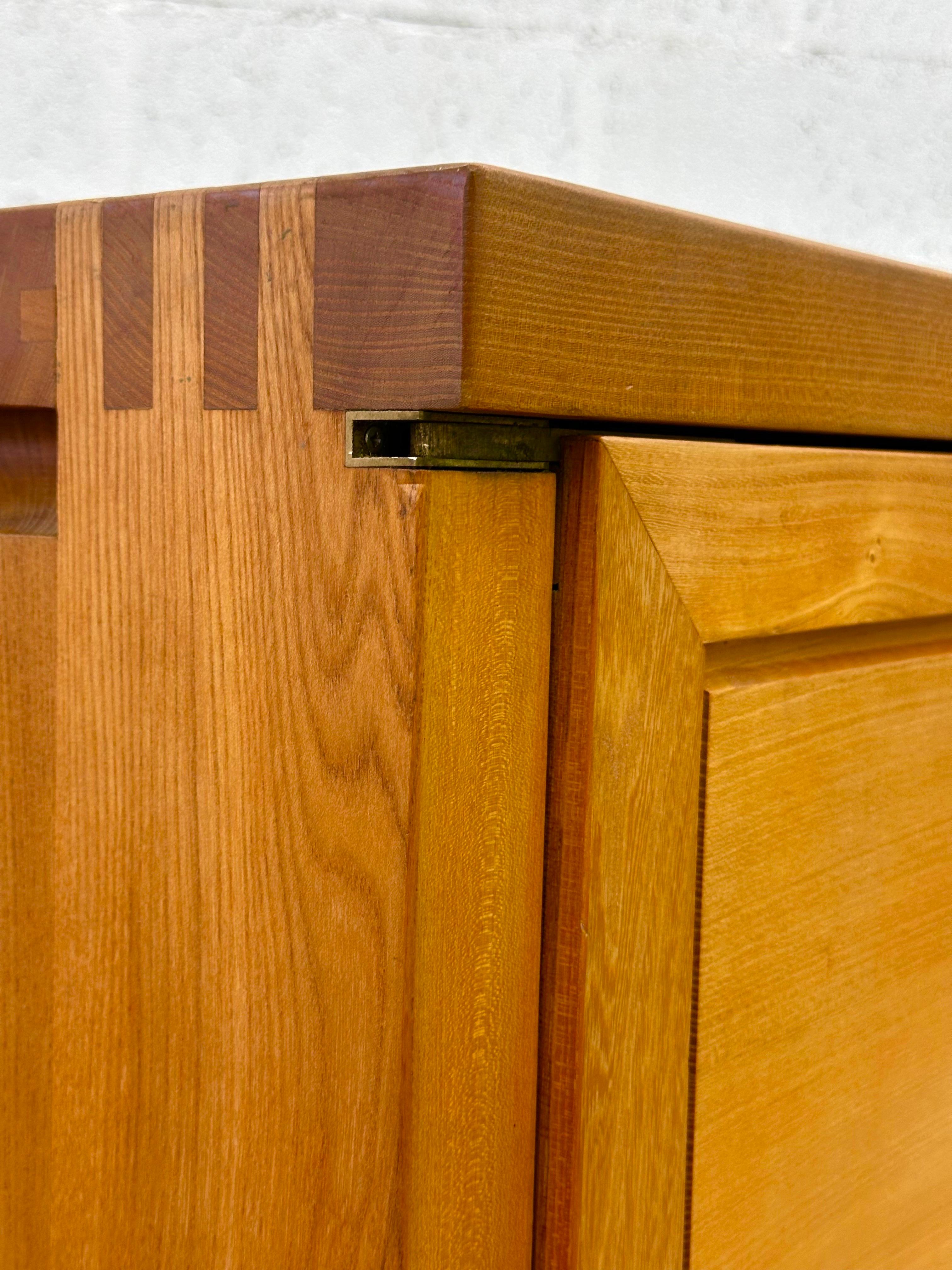 Pierre Chapo, Cabinet, Model R18A Solid Elm, France, circa 1960 For Sale 11