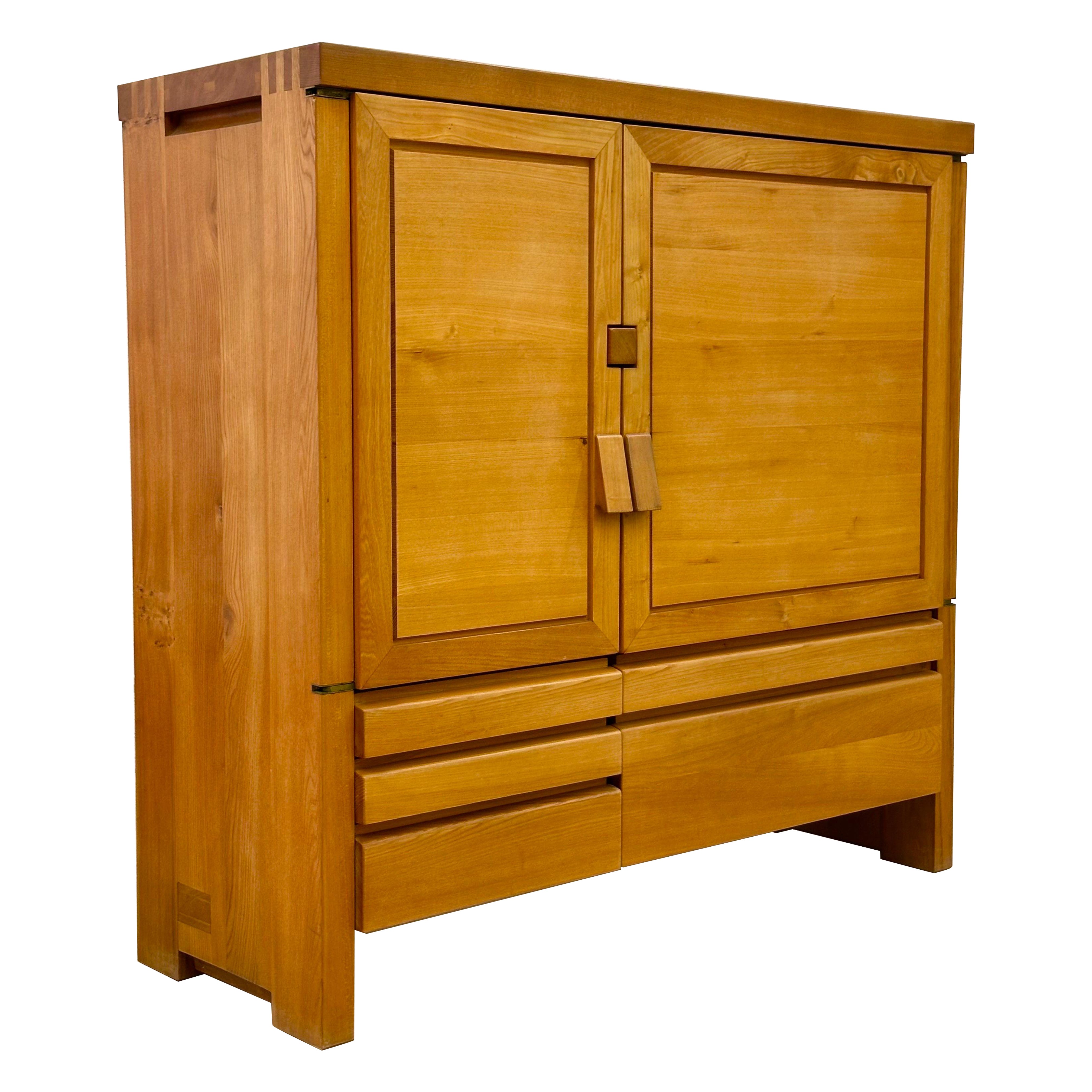 Pierre Chapo, Schrank, Modell R18A Ulme massiv, Frankreich, um 1960