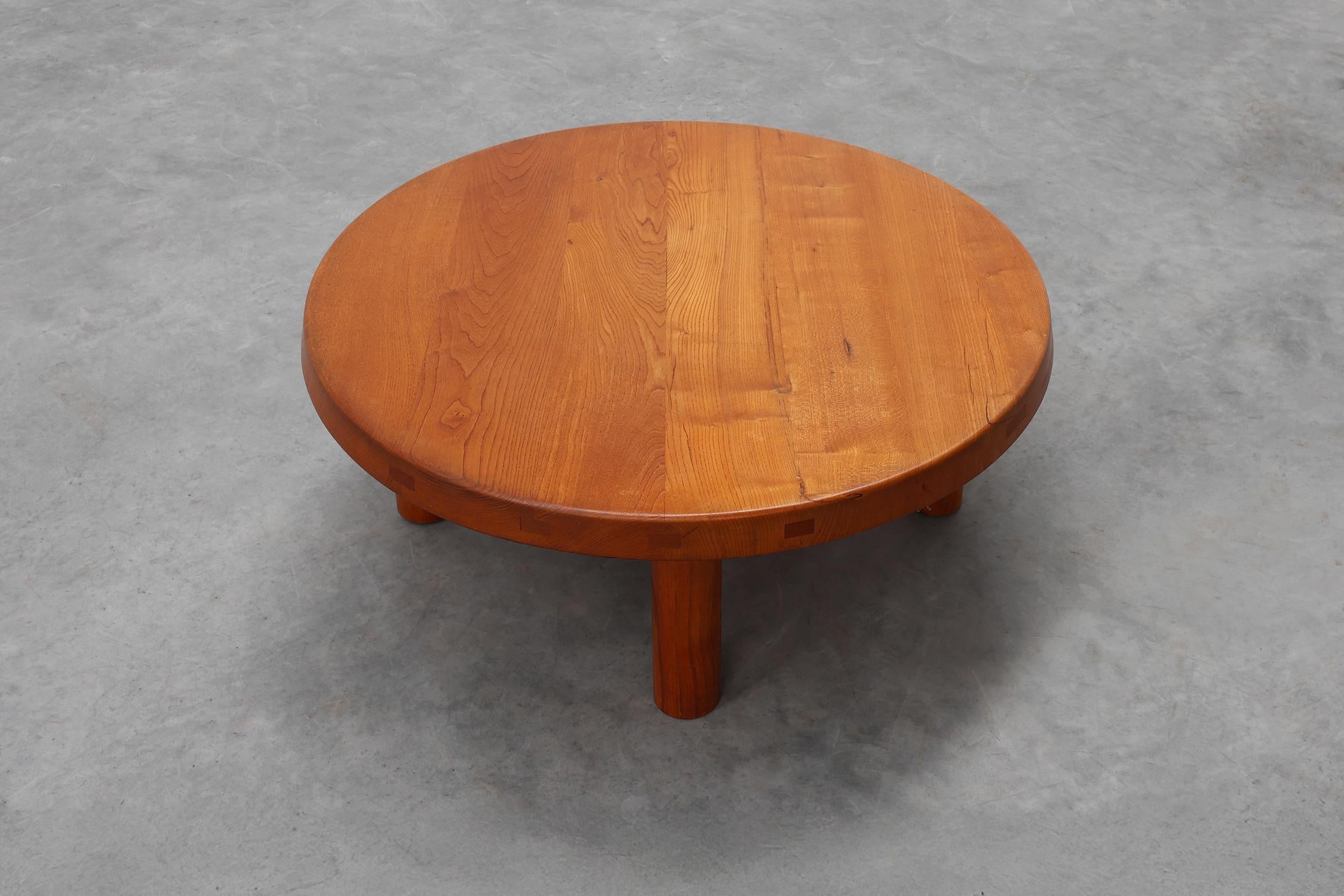 Pierre Chapo, Coffee Table Model T02M in Solid Elm, France 1976 Bon état - En vente à Meulebeke, BE