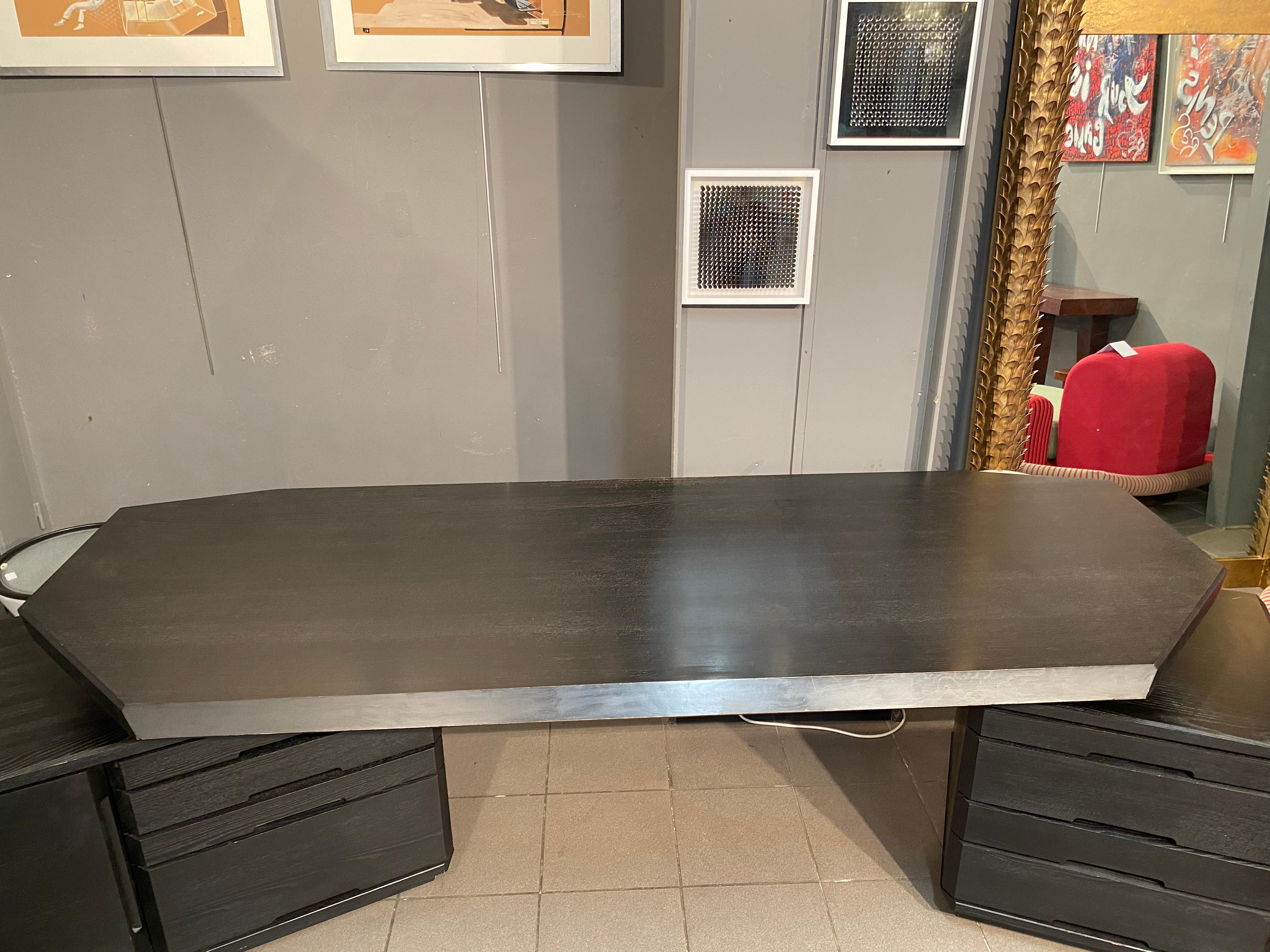 XX secolo Pierre Chapo Exceptional Chapo Stone Desk B40, versione molto rara in frassino nero in vendita