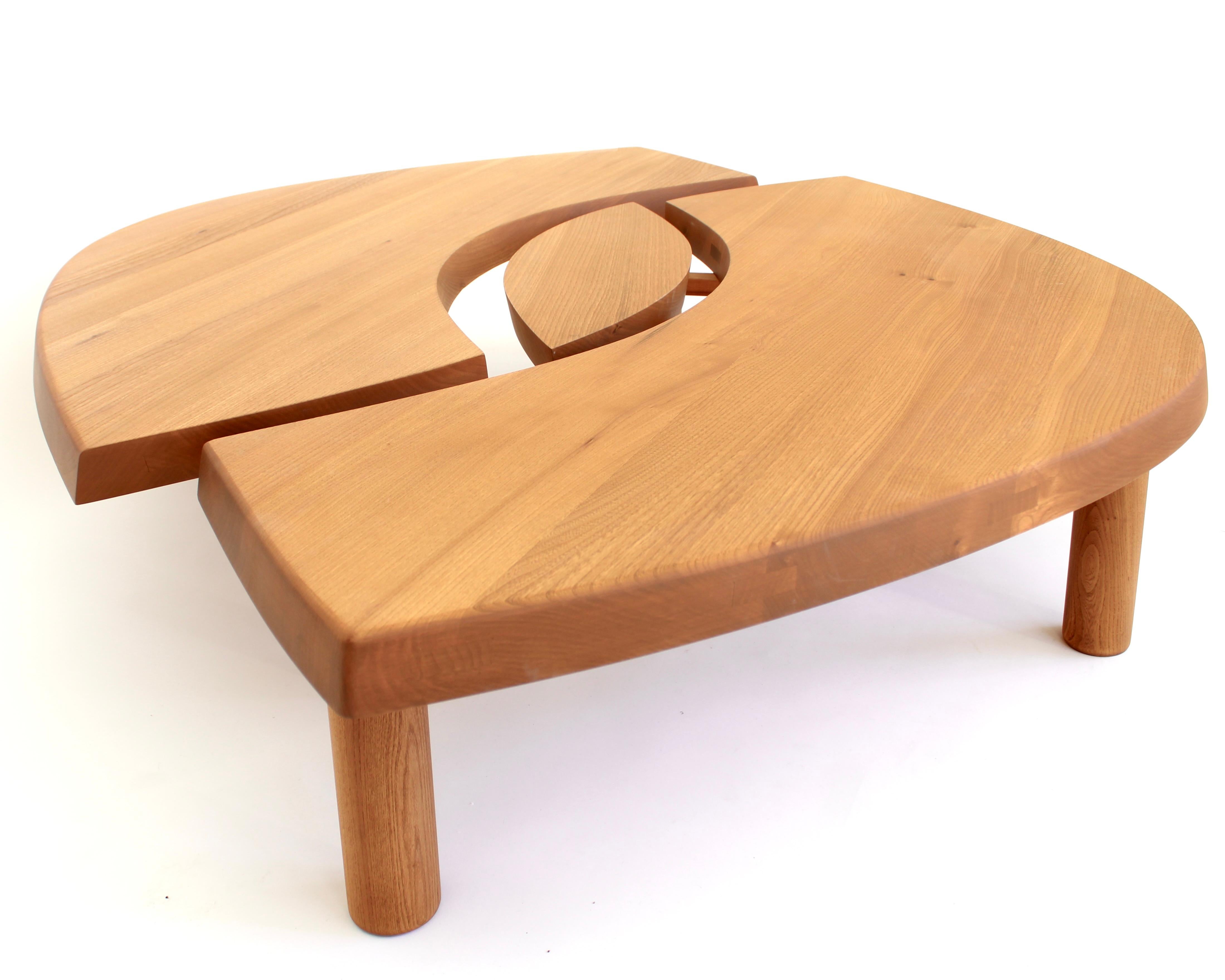 Pierre Chapo Französisch Ulme Wood Couchtisch Modell T22 C 1970 (Ende des 20. Jahrhunderts) im Angebot