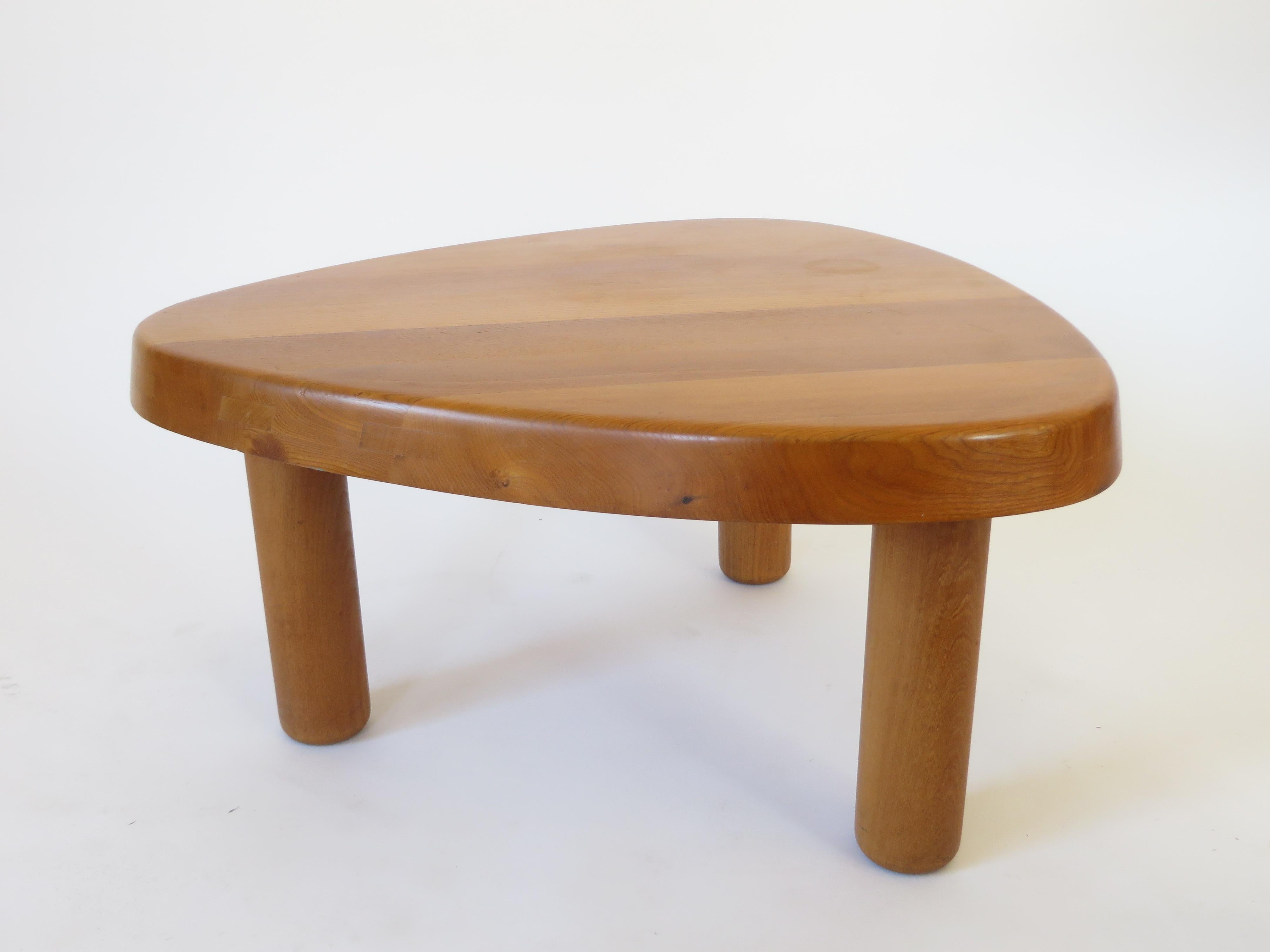 Pierre Chapo coffee table in elm wood, Model T23 circa 1960.
This is a fine vintage example, not the current production. 
The new production tables are stamped underneath with the date and Chapo trademark saying Meubles Chapo Gordes. 
Excellent