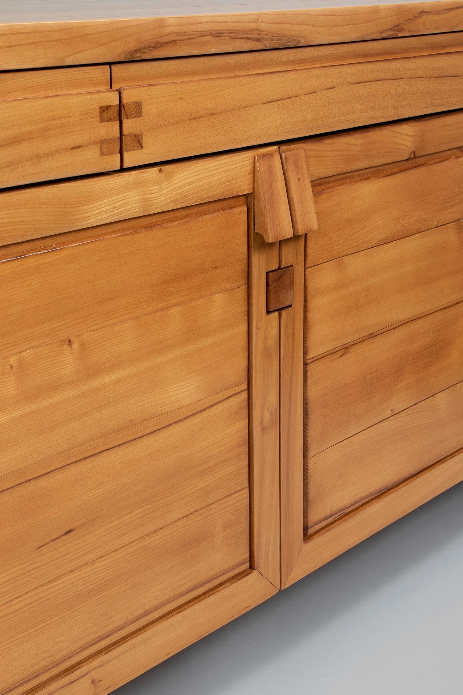 Mid-20th Century Pierre Chapo: Impeccably Crafted Elm Cabinet with Exposed Joints, France 1960's
