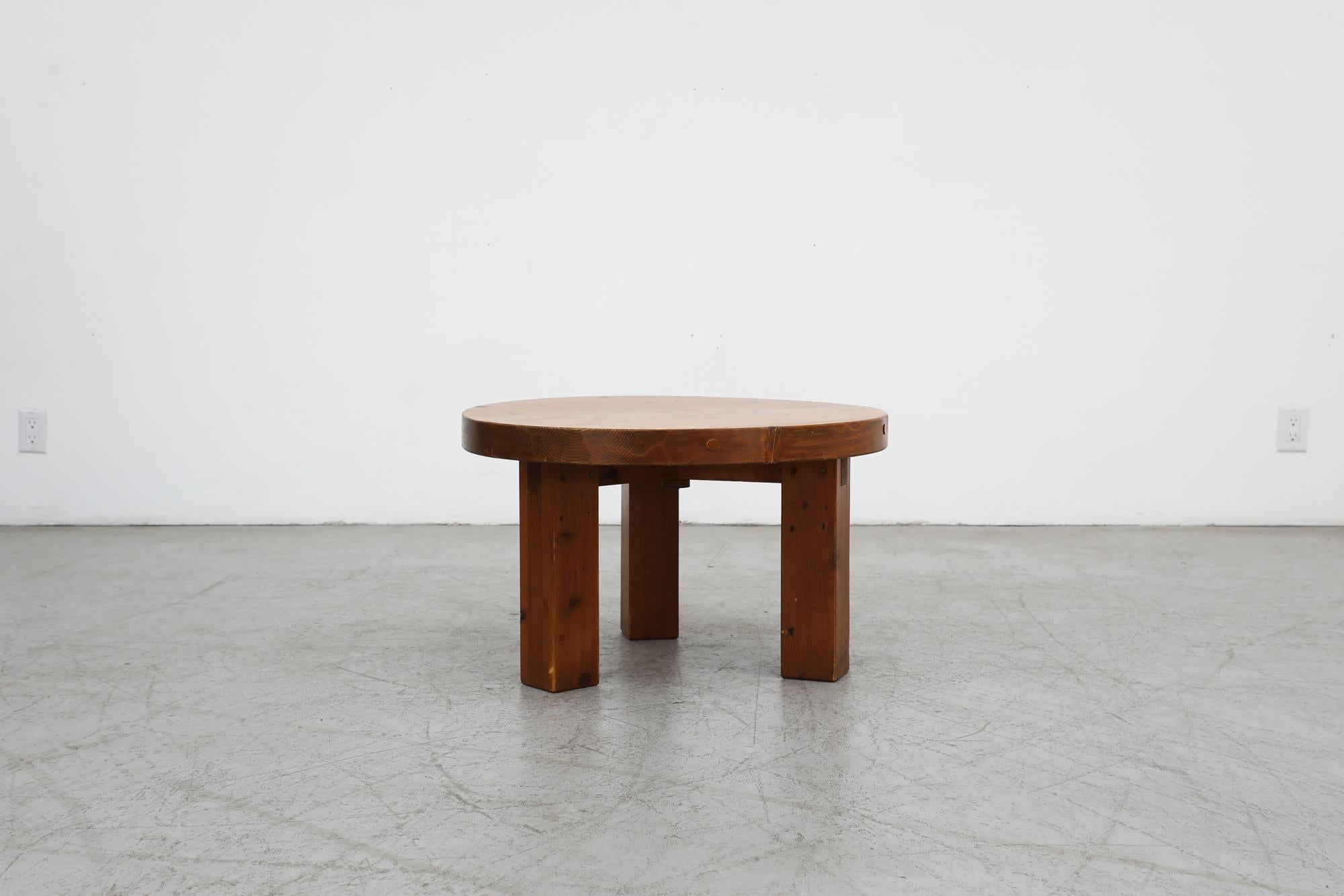 Pierre Chapo Inspired Heavy Pine Brutalist Side Table w/ Round Top & Square Legs For Sale 8