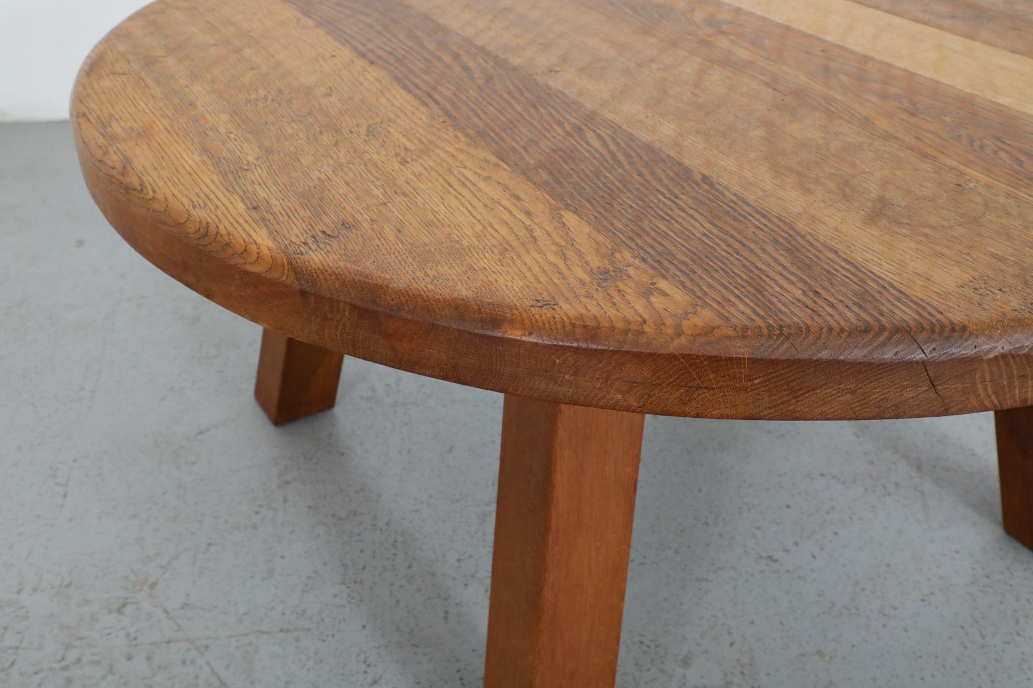 Table basse ronde en Oak Oak inspirée par Pierre Chapo avec un grain magnifique en vente 9