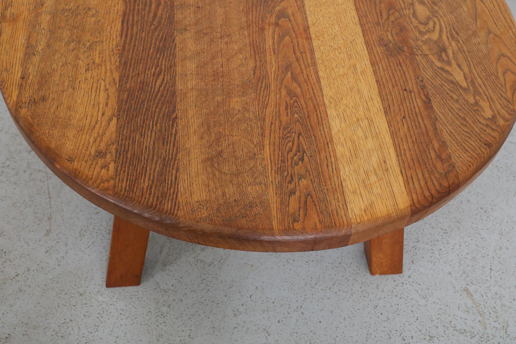 Table basse ronde en Oak Oak inspirée par Pierre Chapo avec un grain magnifique en vente 13
