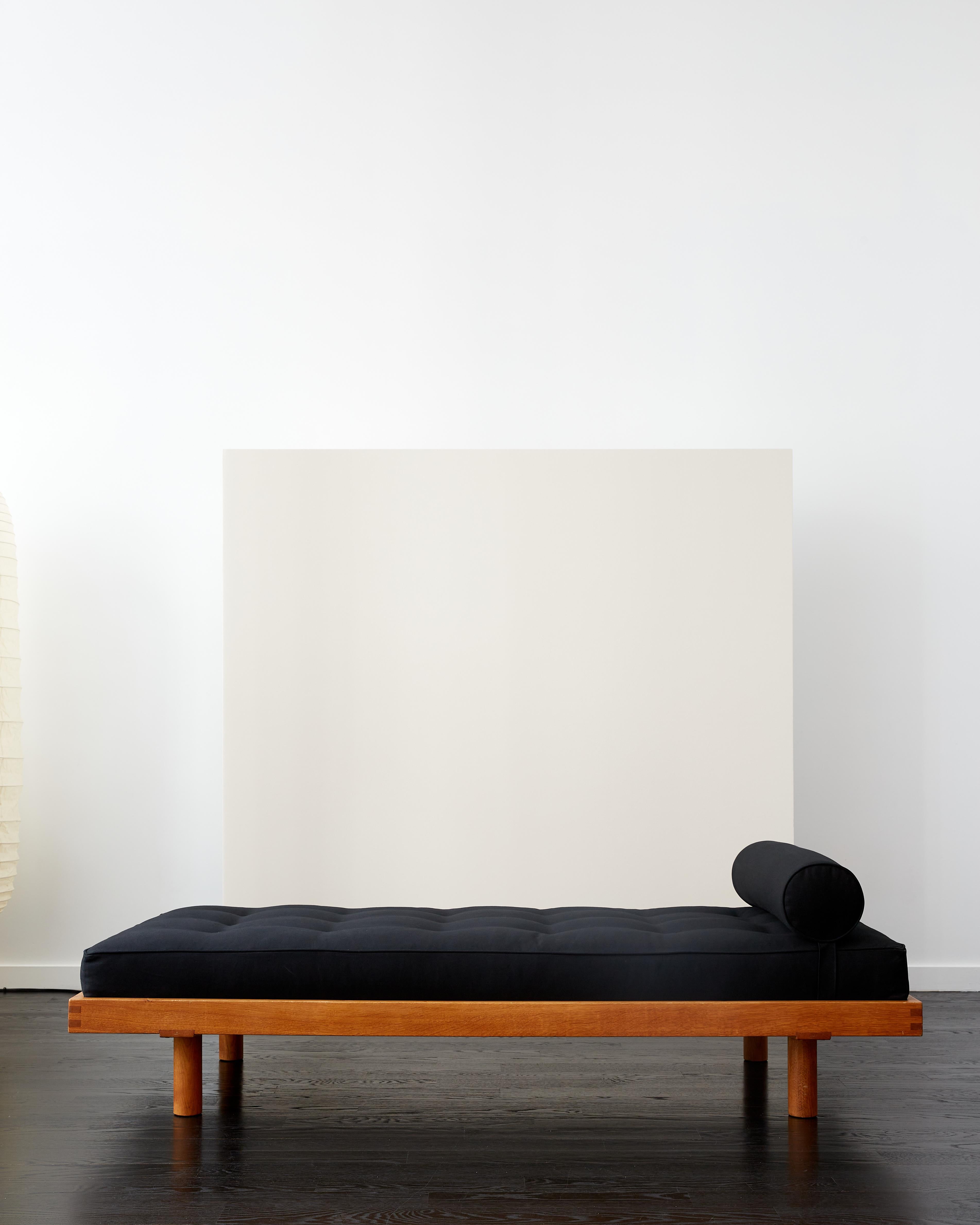 Pierre Chapo L01 Daybed 'Godot' con Cabecero Desmontable en venta 1