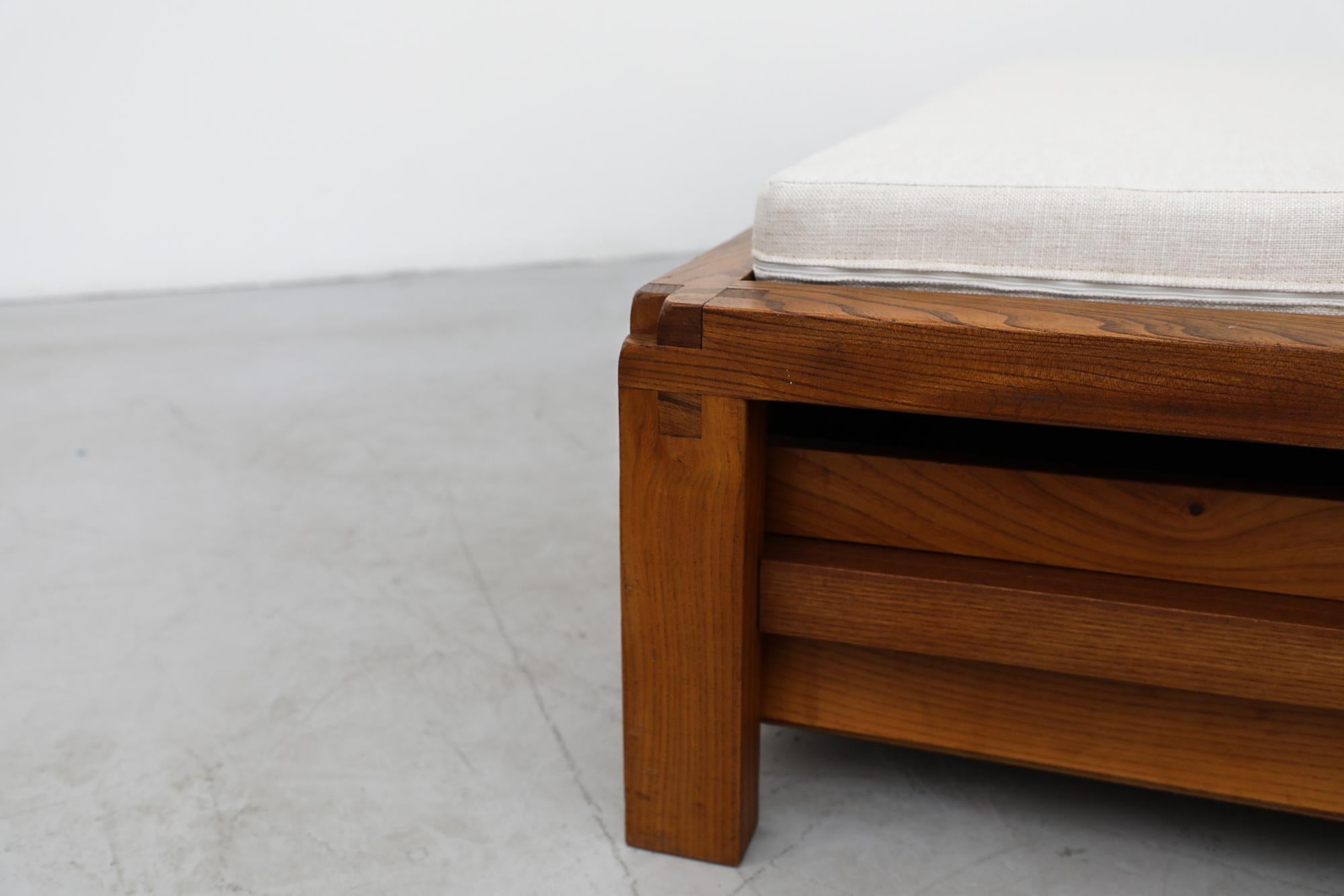 Pierre Chapo 'L03' Daybed in Elm with Storage & Newly Made Mattress, 1960s For Sale 9