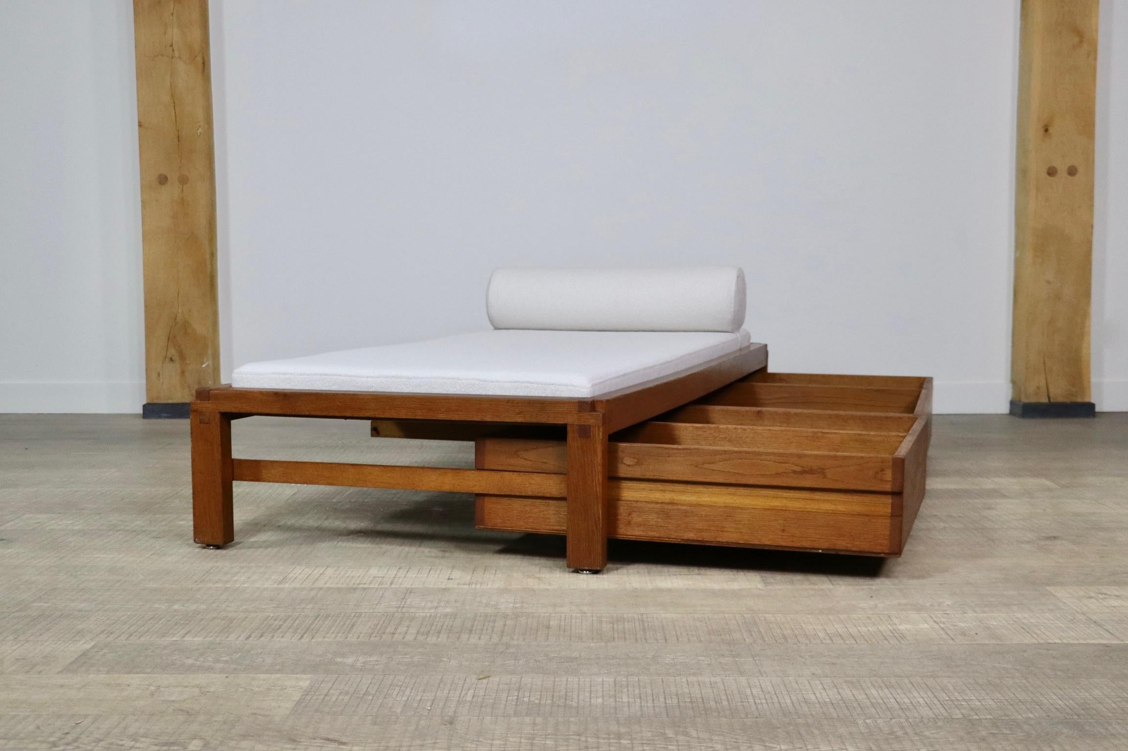 Pierre Chapo L03 Daybed In Solid Elm, France 1960s 1