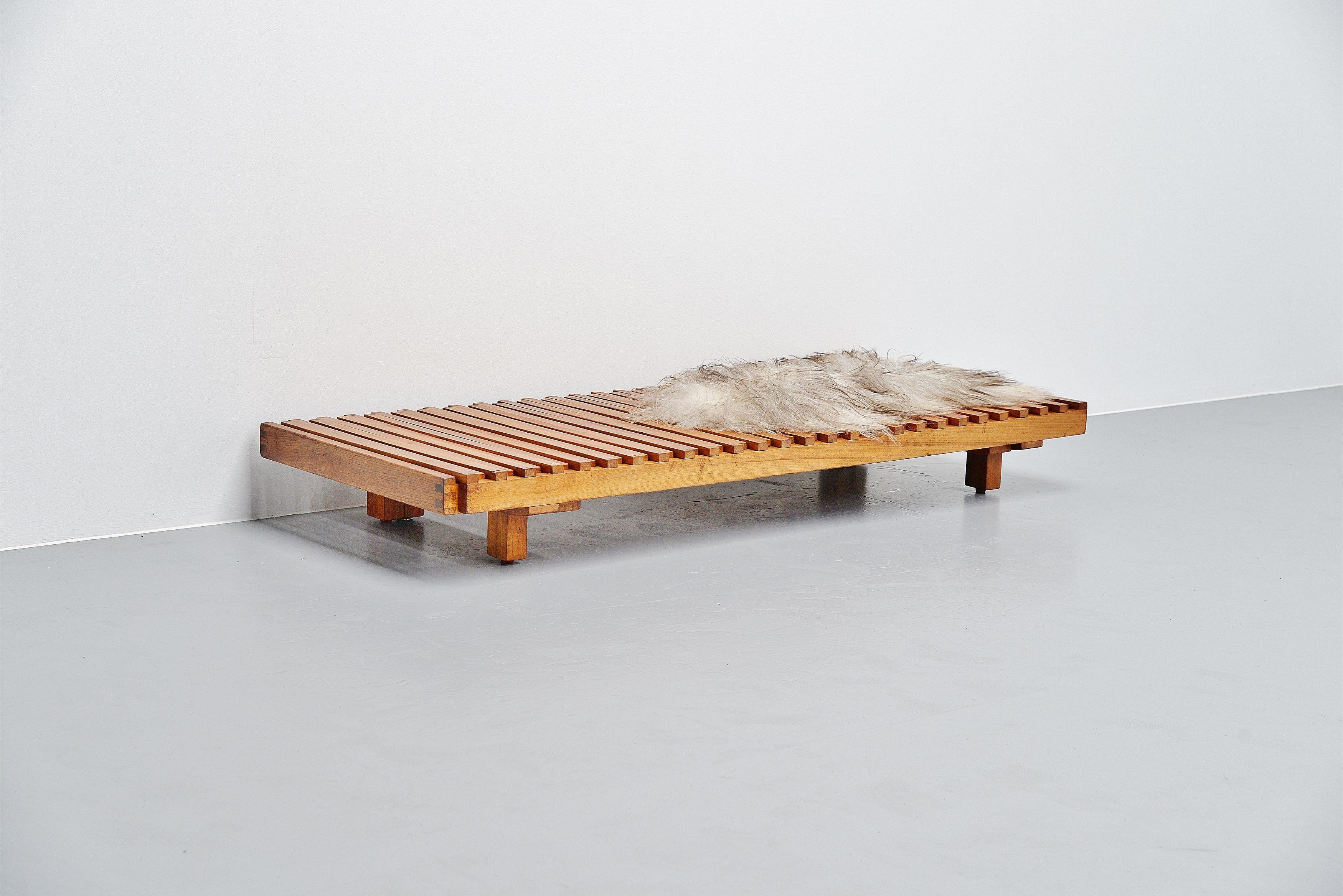 Pierre Chapo L07 Daybed in Solid Elm, France, 1963 6