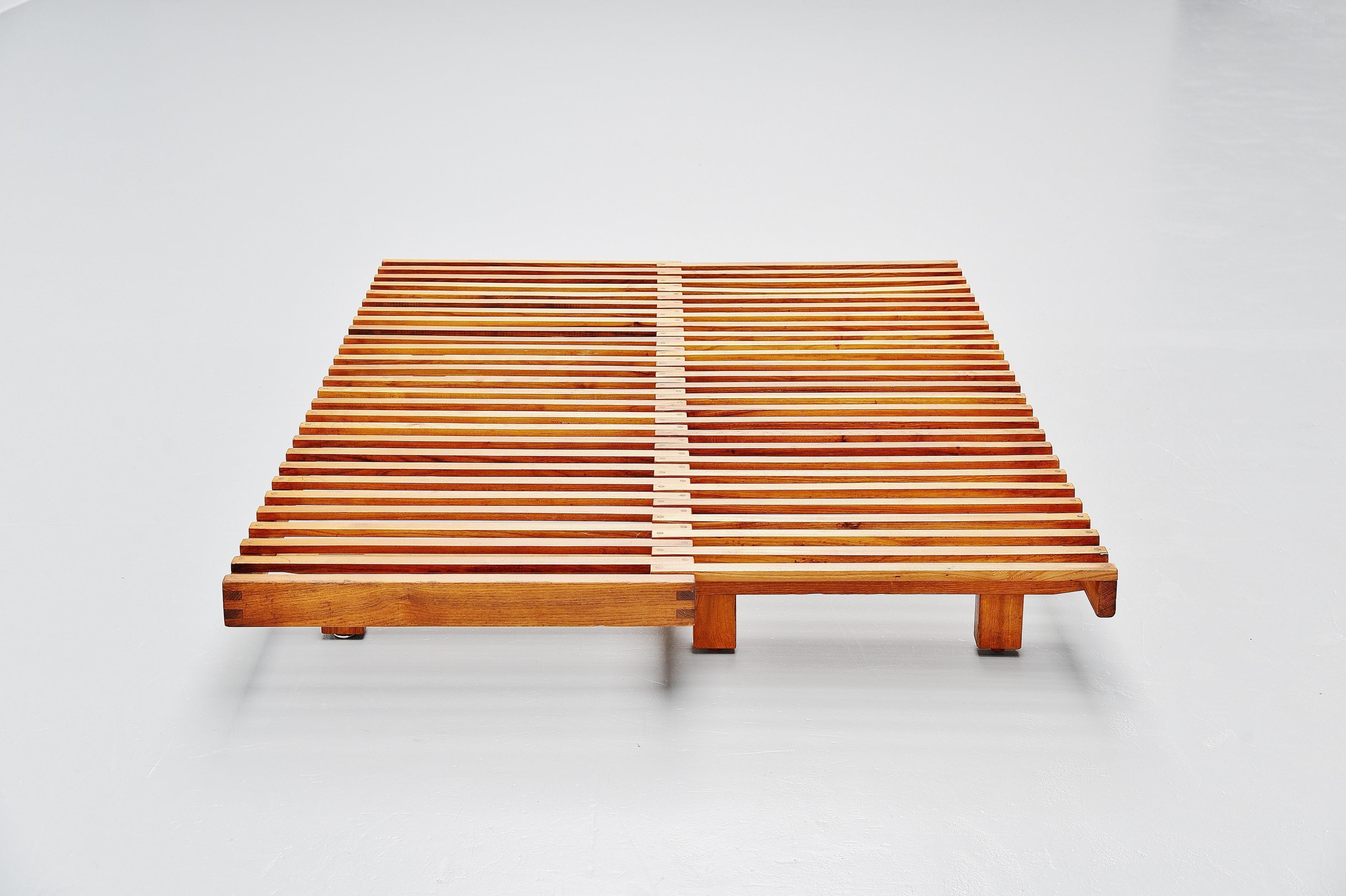 Pierre Chapo L07 Daybed in Solid Elm, France, 1963 1