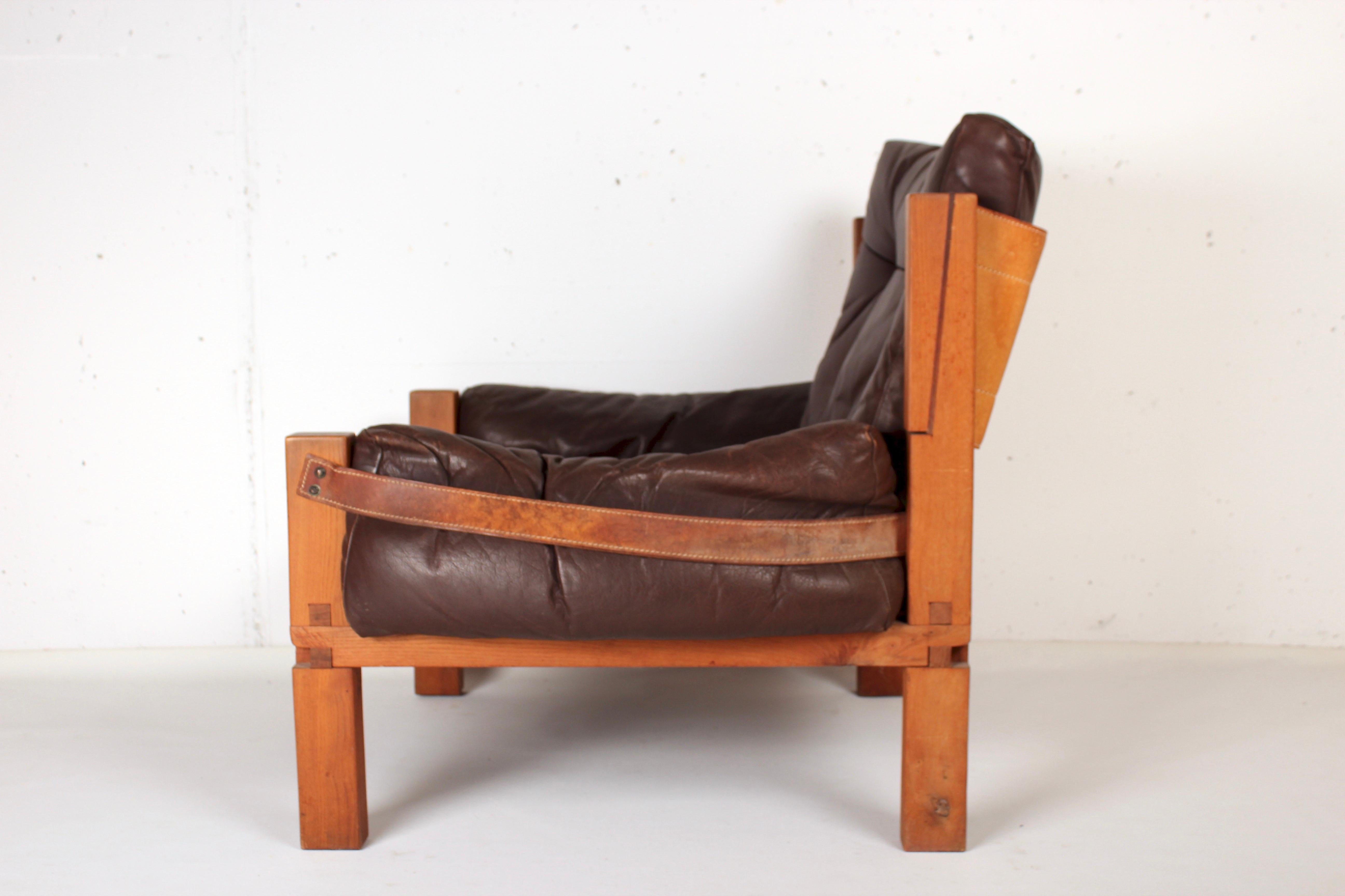 Pierre Chapo Leather armchair S15, France, 1966 12