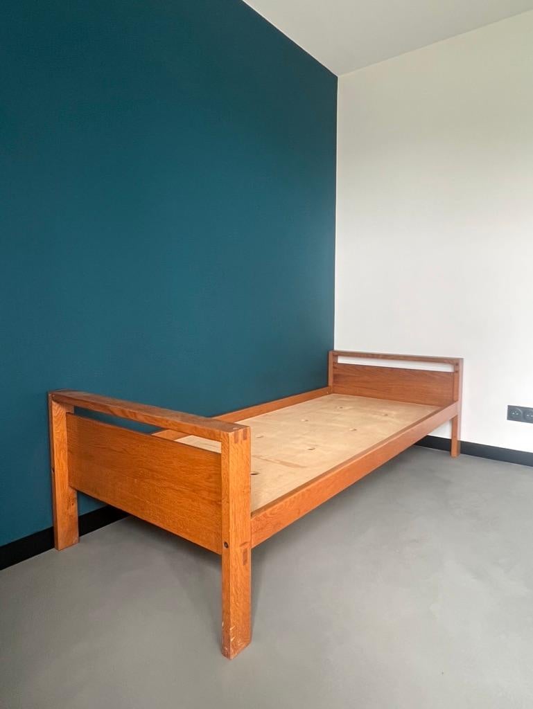 Mid-Century Modern Pierre Chapo LO6A Bed, Daybed in Elm For Sale