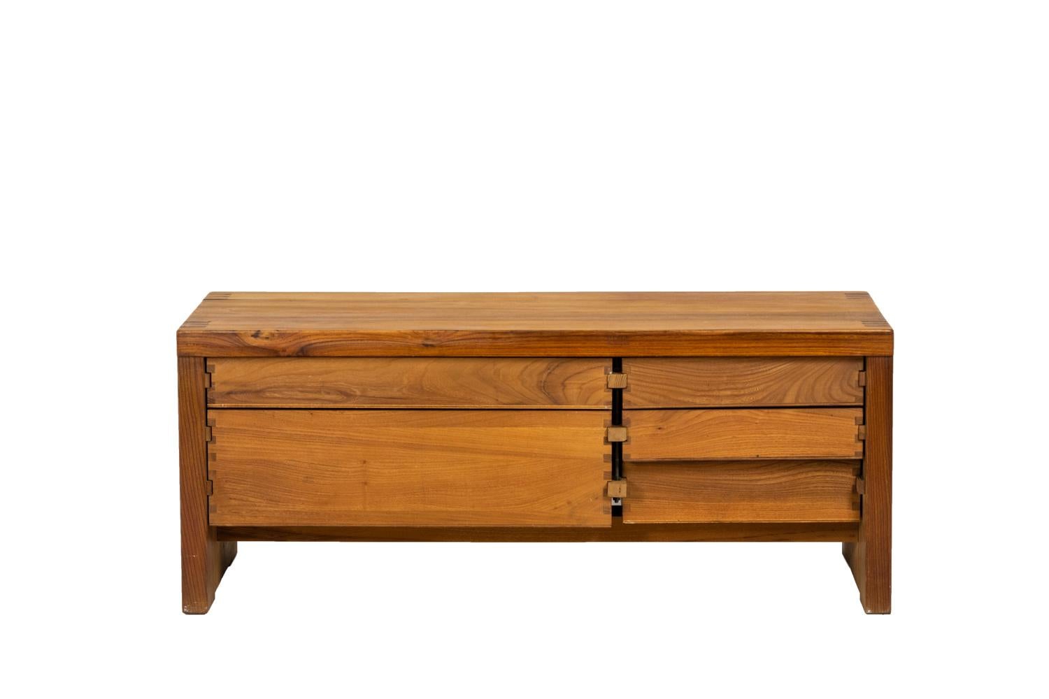 Pierre Chapo, Low Cabinet in Natural Elm, 1976 In Distressed Condition In Saint-Ouen, FR