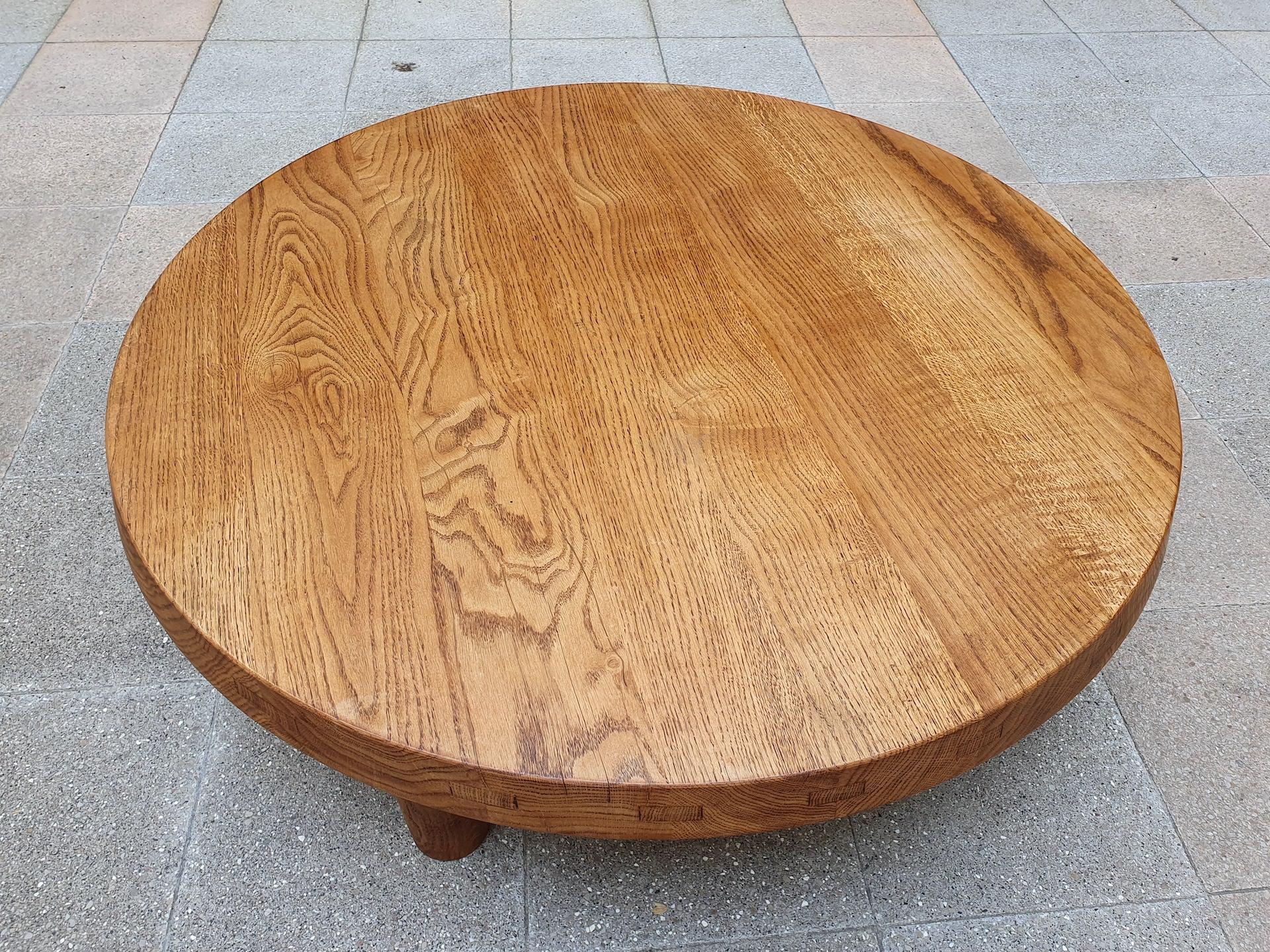 Pierre Chapo
Table T02M
1970

 Solid elm
Measures: D95cm x H34cm
Perfect condition! 

Selling price : 7900 euros.
