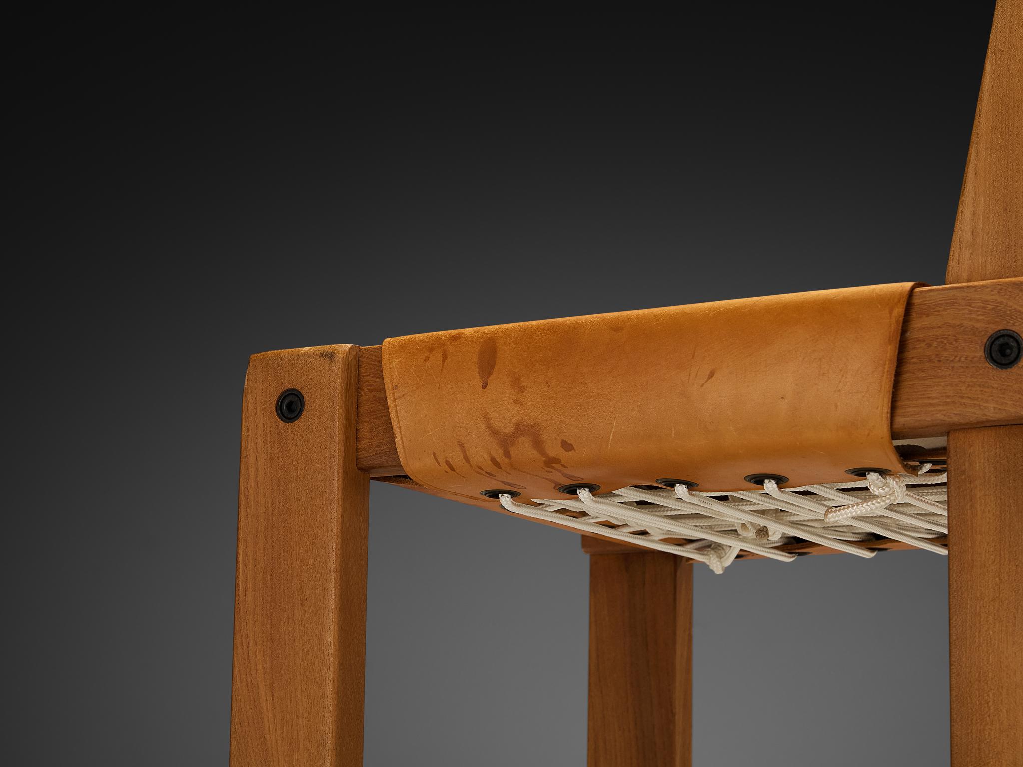 Pierre Chapo Pair of 'S24' Dining Chairs in Cognac Leather and Elm Francés en venta