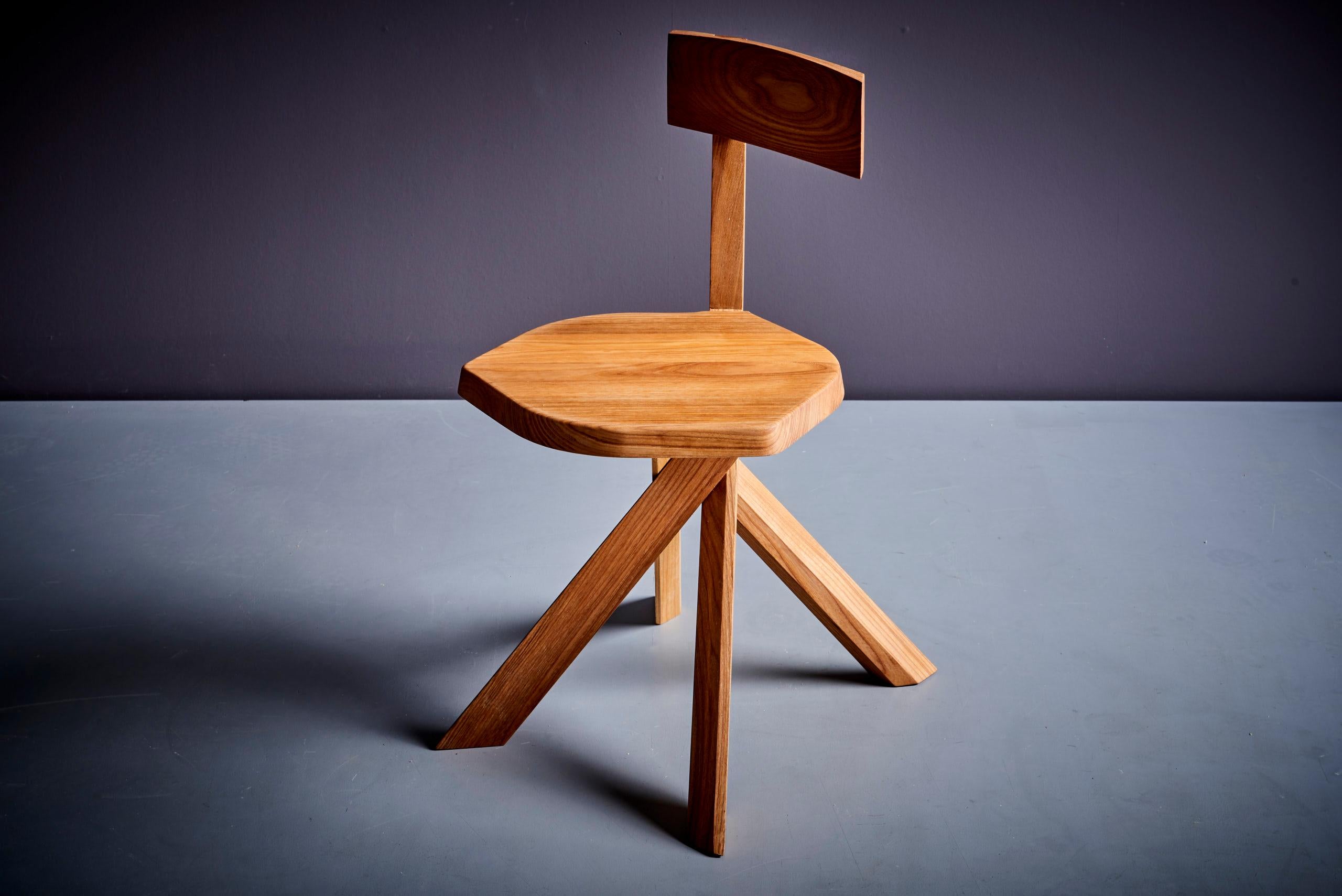 Paire de chaises S34A en bois d'orme Pierre Chapo, France, 2024 Neuf - En vente à Berlin, DE