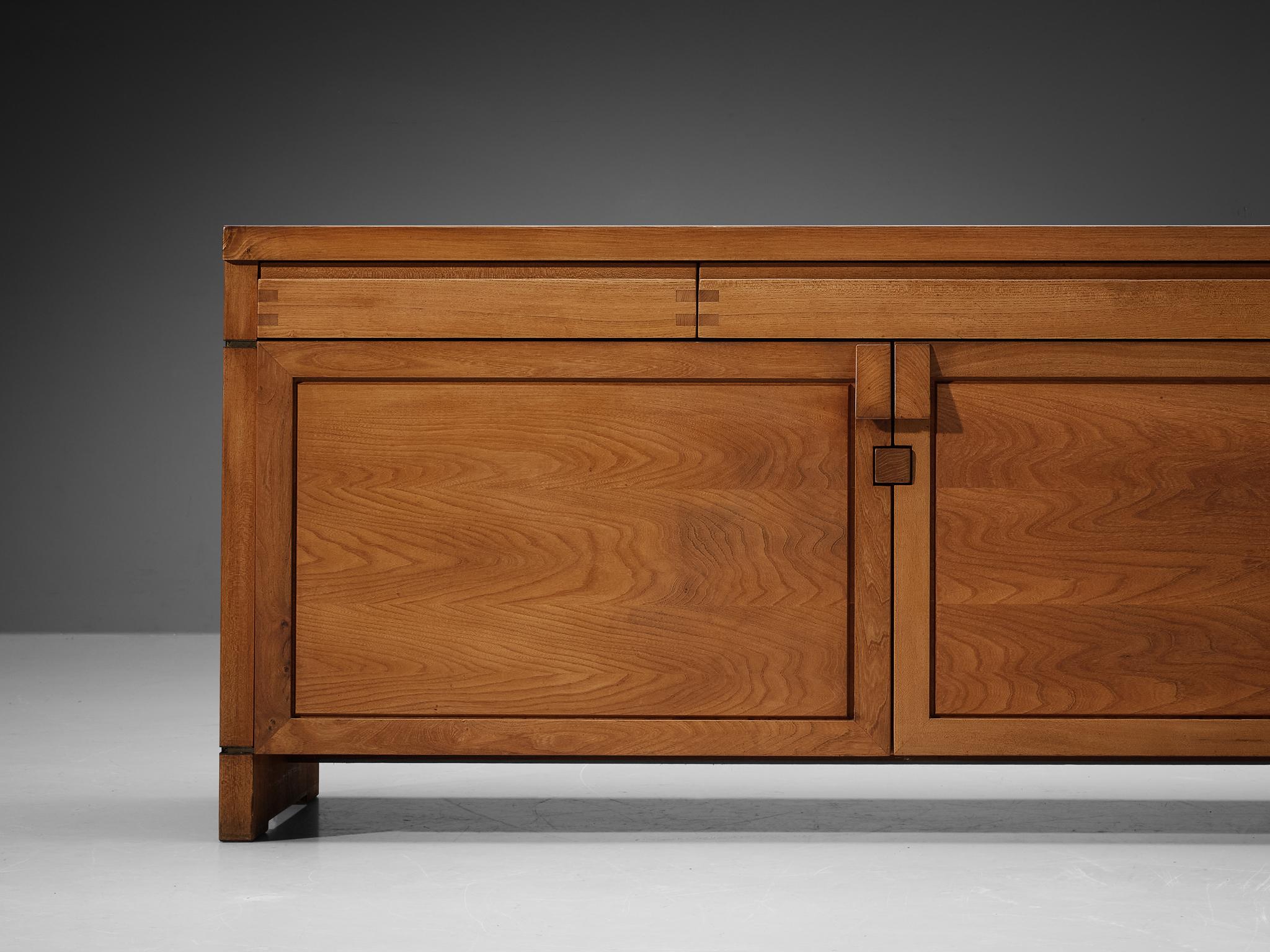 Early Pierre Chapo 'R08' Sideboard in Solid Elm In Good Condition In Waalwijk, NL