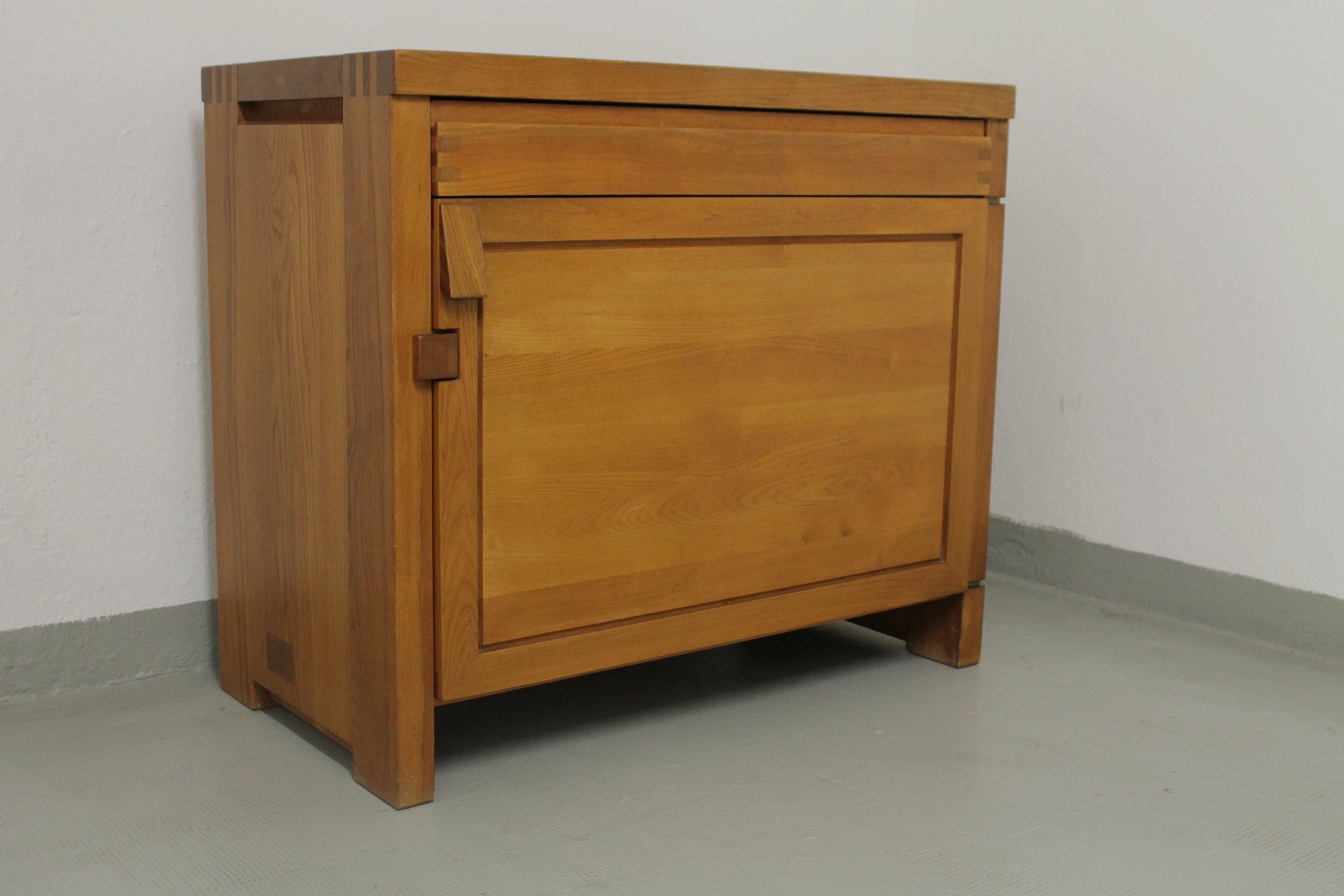 Solid elm cabinet by Pierre Chapo, France, circa 1970
Beautiful patina.