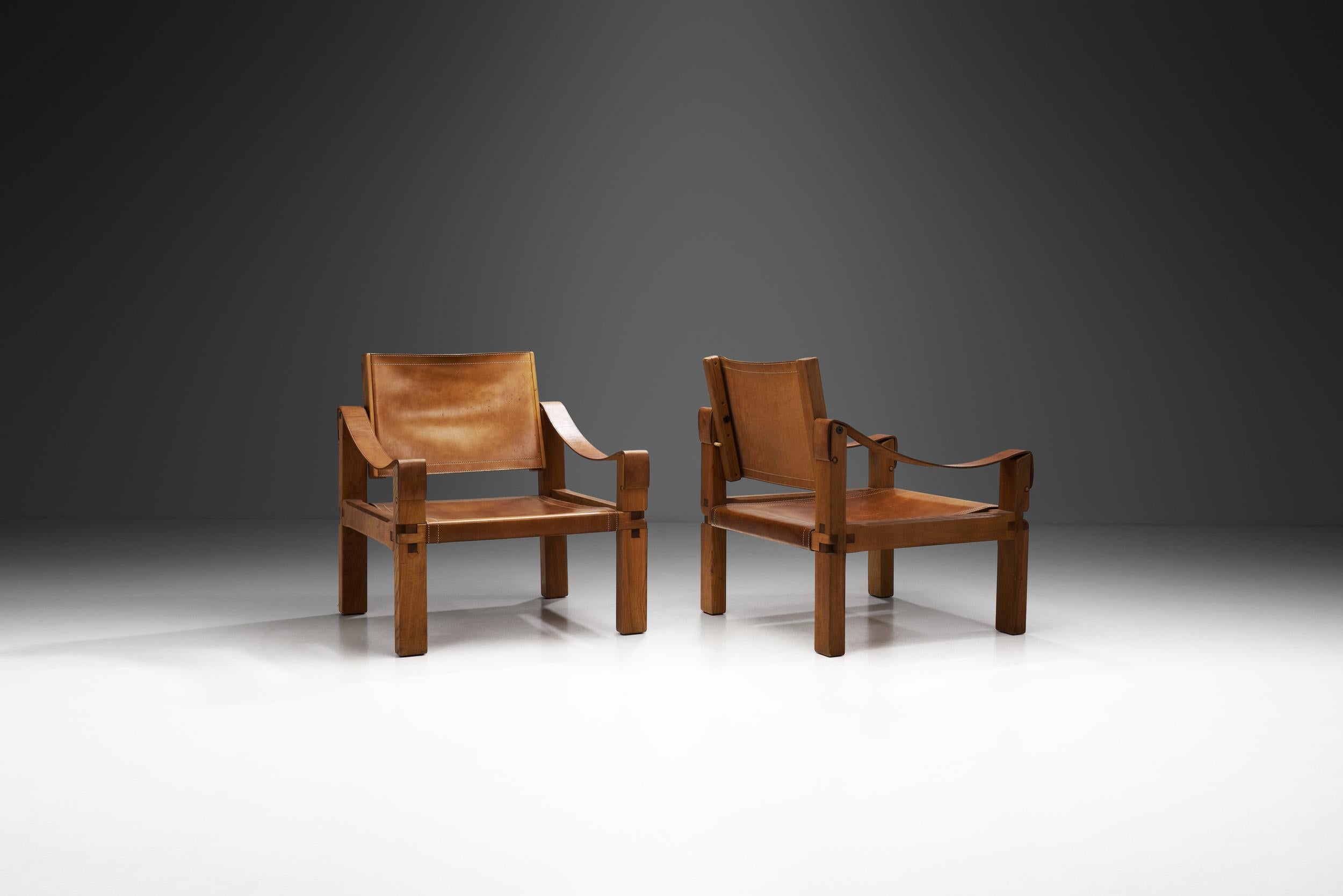 The “S10” model, also known as the “Sahara” chair, was designed in 1964, and is without a doubt one of the most elemental works of the French designer, architect, and craftsman, Pierre Chapo. This pair from his X series delivers a generous, honest