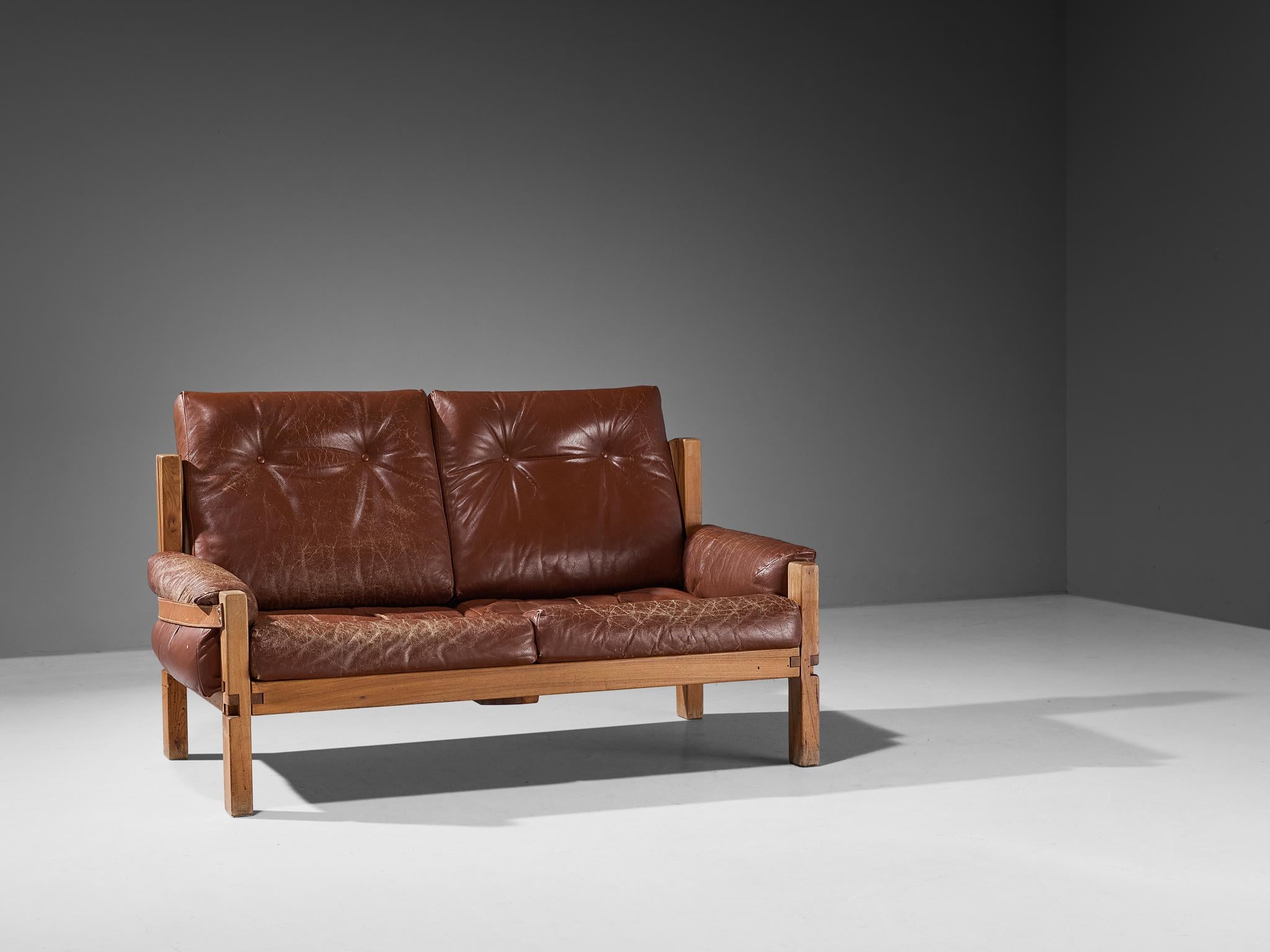 Pierre Chapo, 'S22' sofa, elm, leather, France, design 1967

This design is an early edition. Comfortable and recognisable two seat sofa designed by Pierre Chapo in elm and brown leather. Inspired by the design of the 'S15' lounge chair, Chapo