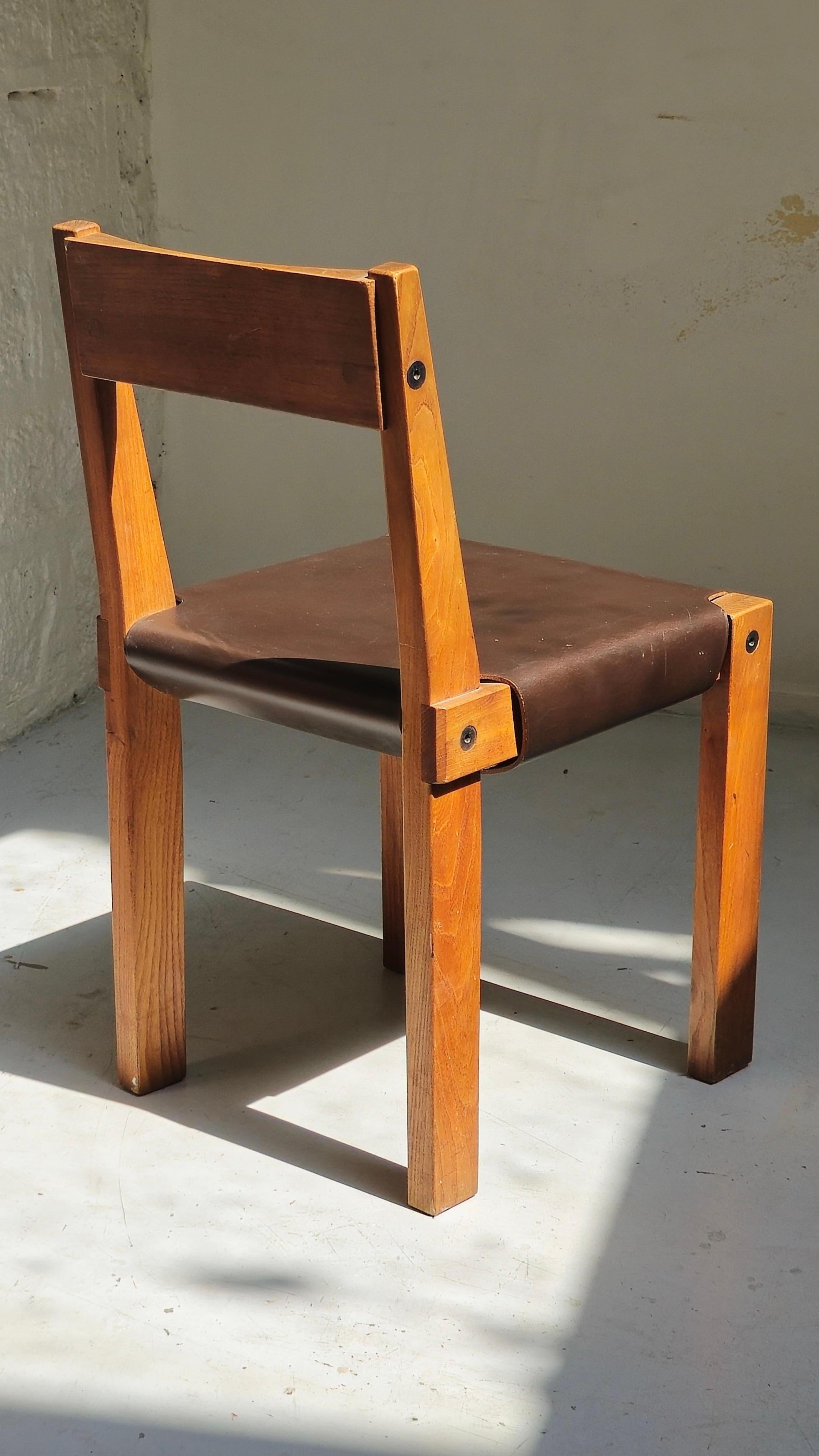 Mid-Century moderno Sedia Pierre Chapo S24 in olmo e pelle color cognac, Francia, anni '70 in vendita