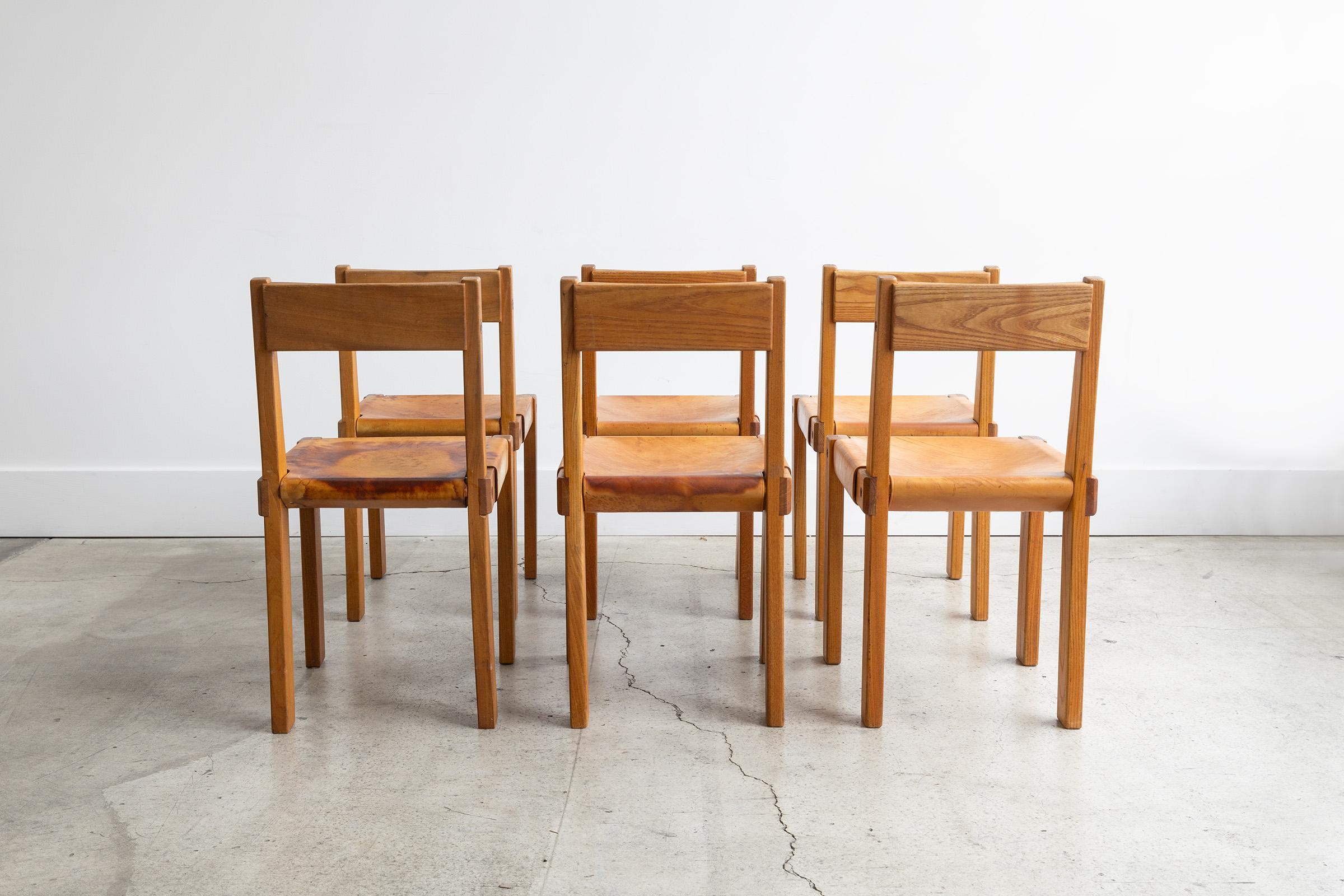 Francese Pierre Chapo s24 Chairs in Elm and Leather France 1960 Set of 6 in vendita