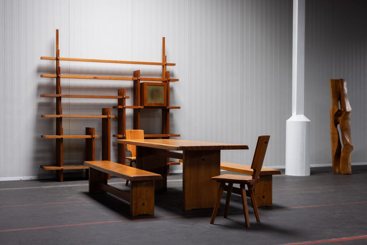 Schöner S28-Stuhl, entworfen von Pierre Chapo und hergestellt in seinem eigenen Atelier in Frankreich im Jahr 1972. Als Chapo den traditionellen 