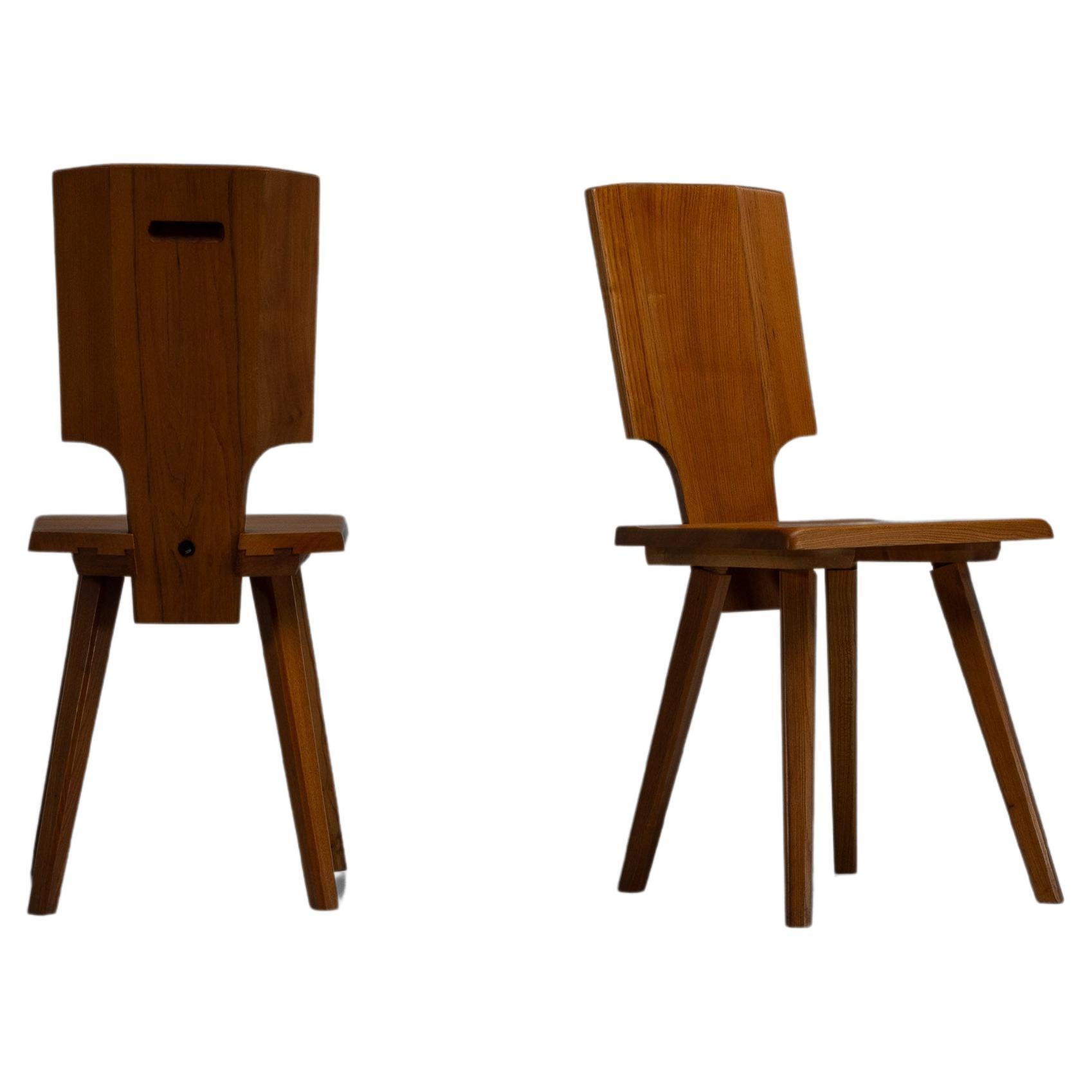 Pierre Chapo S28 chairs pair in elm wood France 1972 For Sale