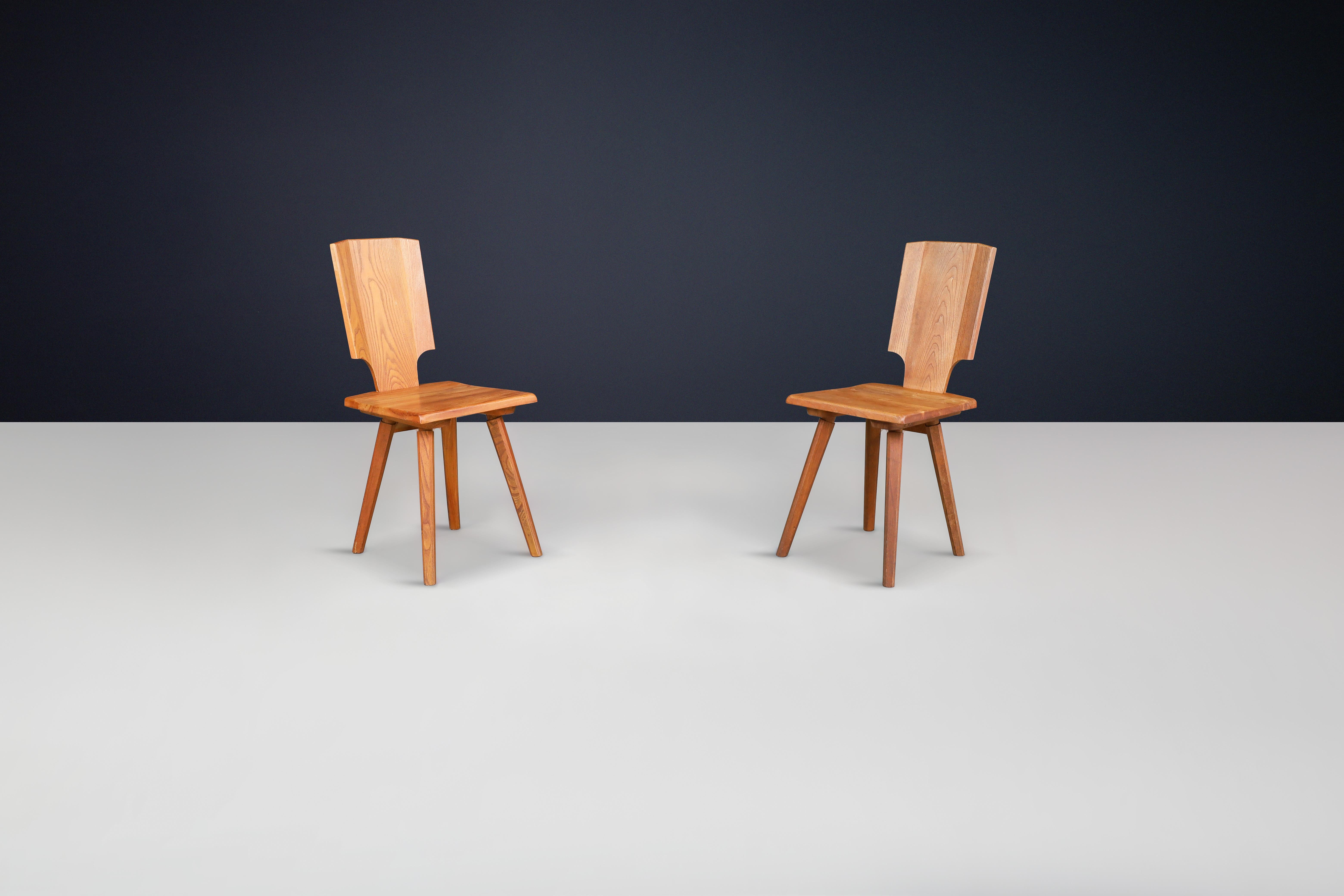 Late 20th Century Mid Century Pierre Chapo 'S28' Chairs in Solid Elm, France, 1972