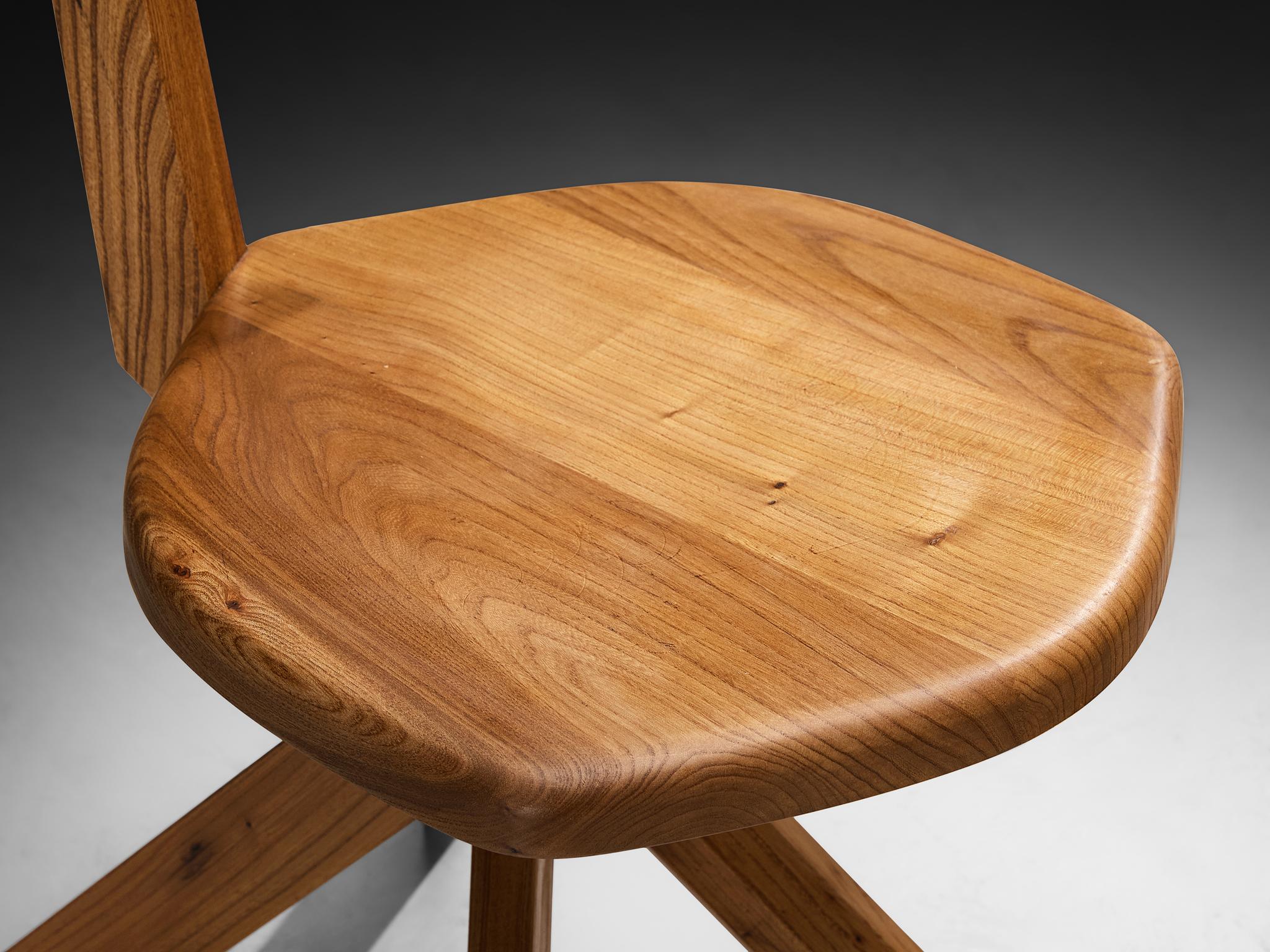 Pierre Chapo 'S34A' Set of Eight Sculptural Chairs in Solid Elm finales del siglo XX en venta